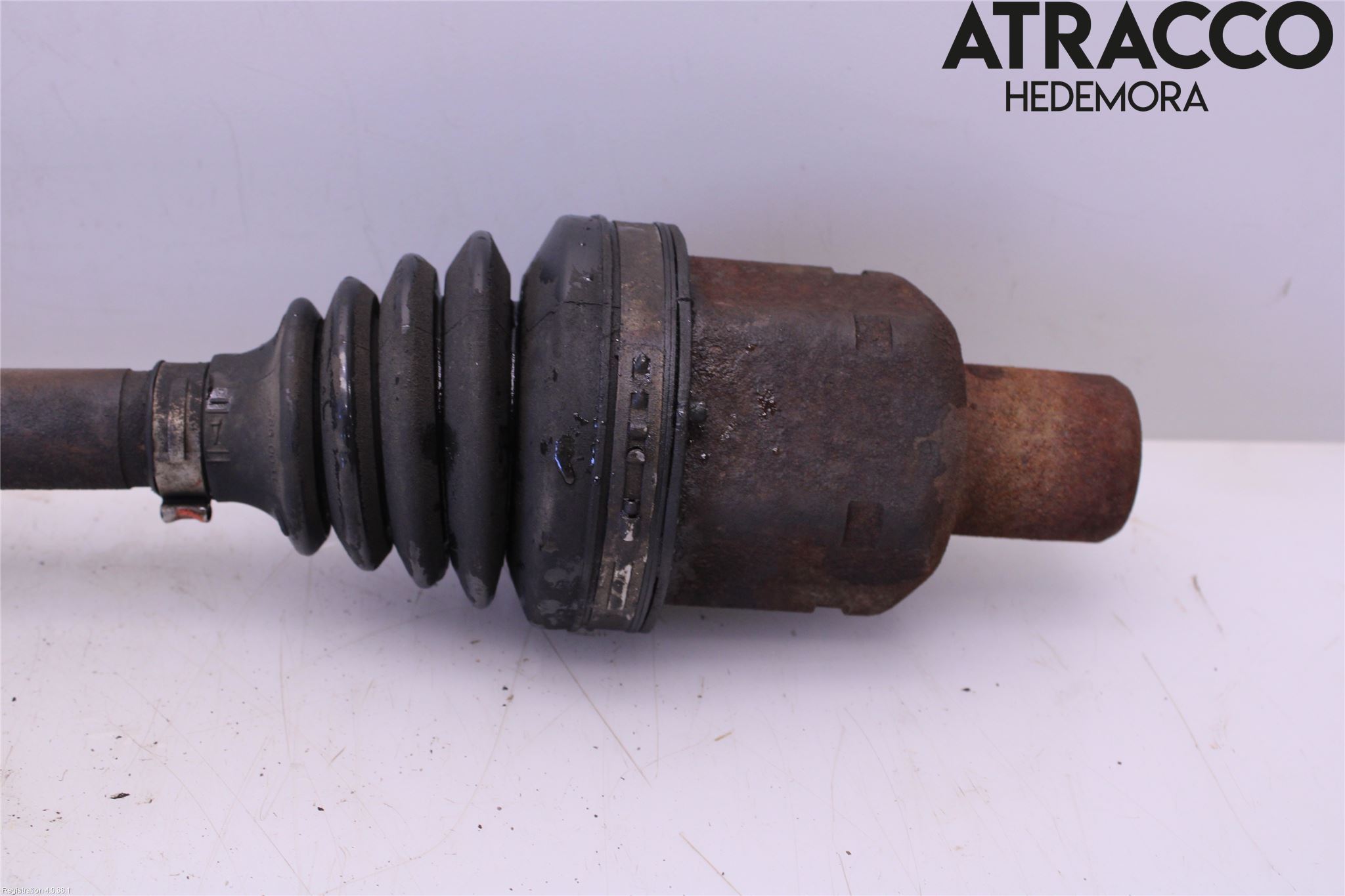 Cadillac CTS Drivaxel Fram Vänster