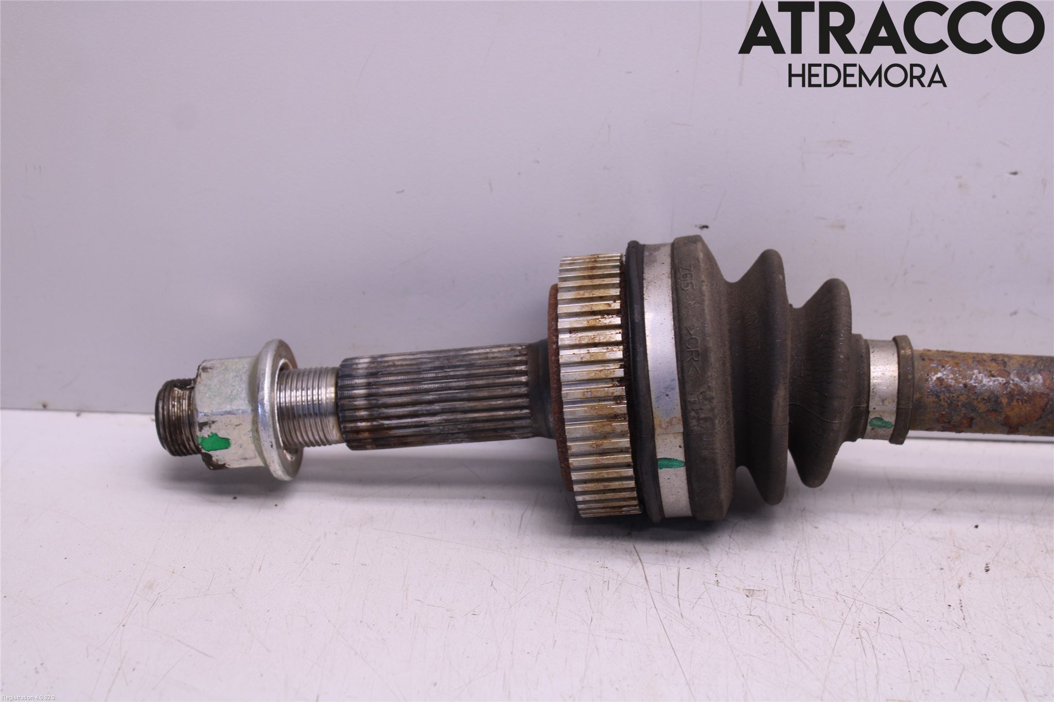 Nissan QASHQAI 14-17 Drivaxel Bak Vänster