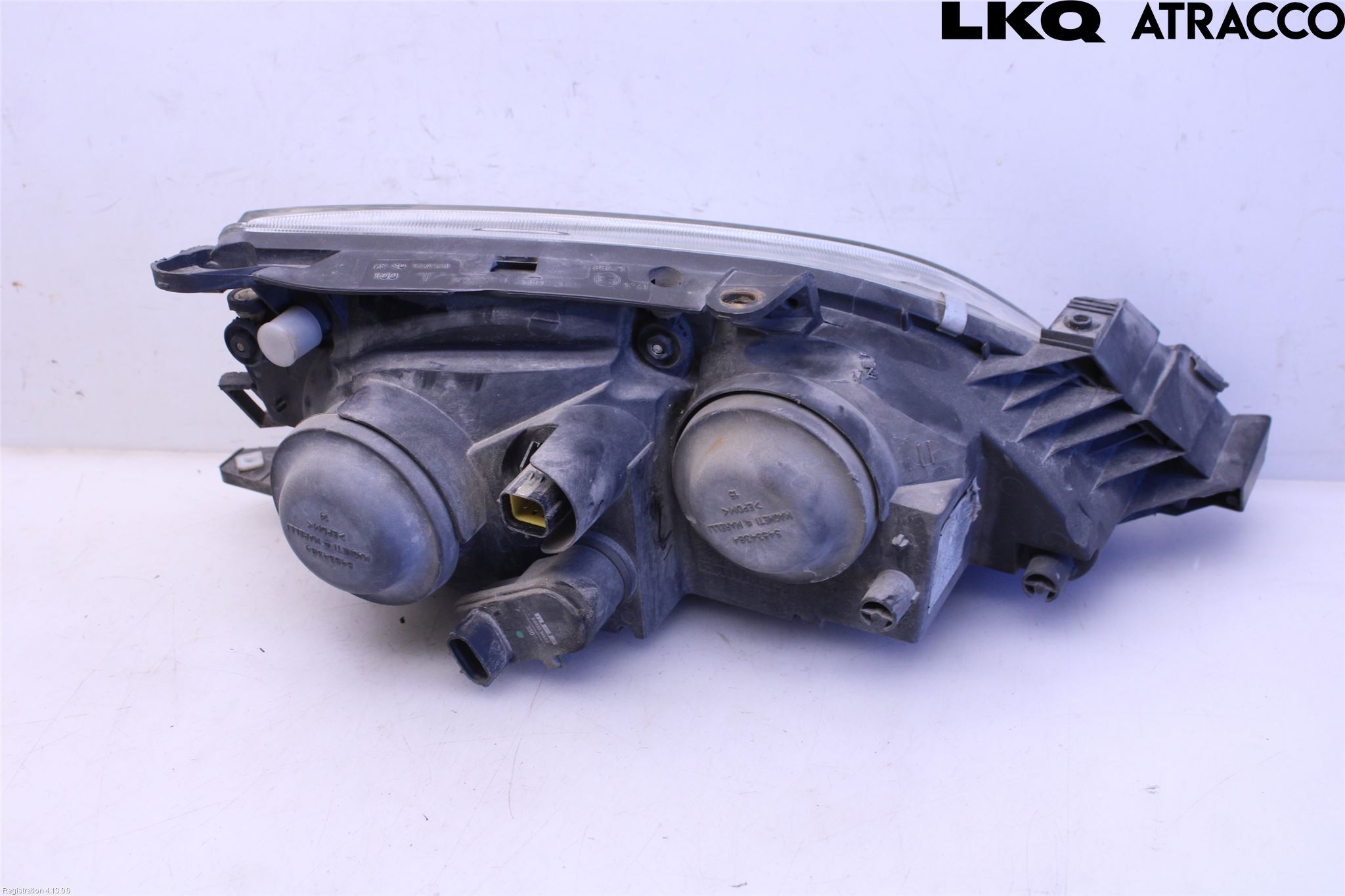 Toyota AVENSIS 98-02 Strålkastare Vänster