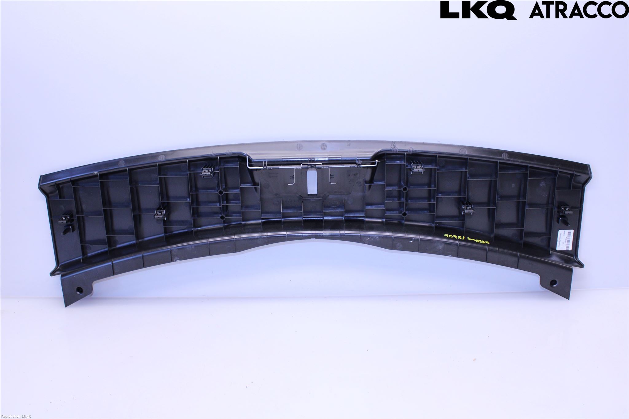 Jaguar E-PACE 17- Inrbagagerumklädsel-Golv