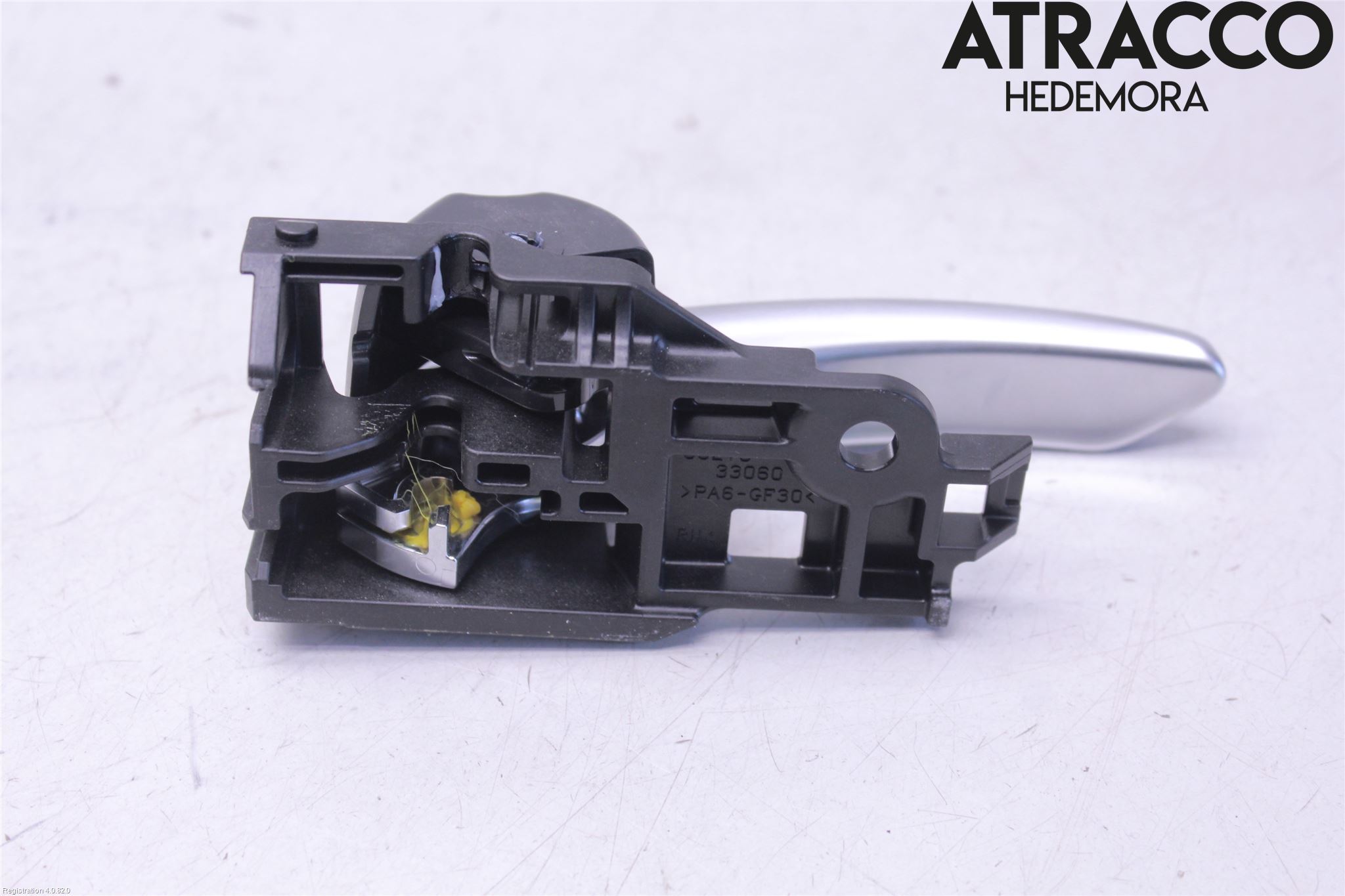 Toyota RAV4 19- Dörrhandtag Inre Hö