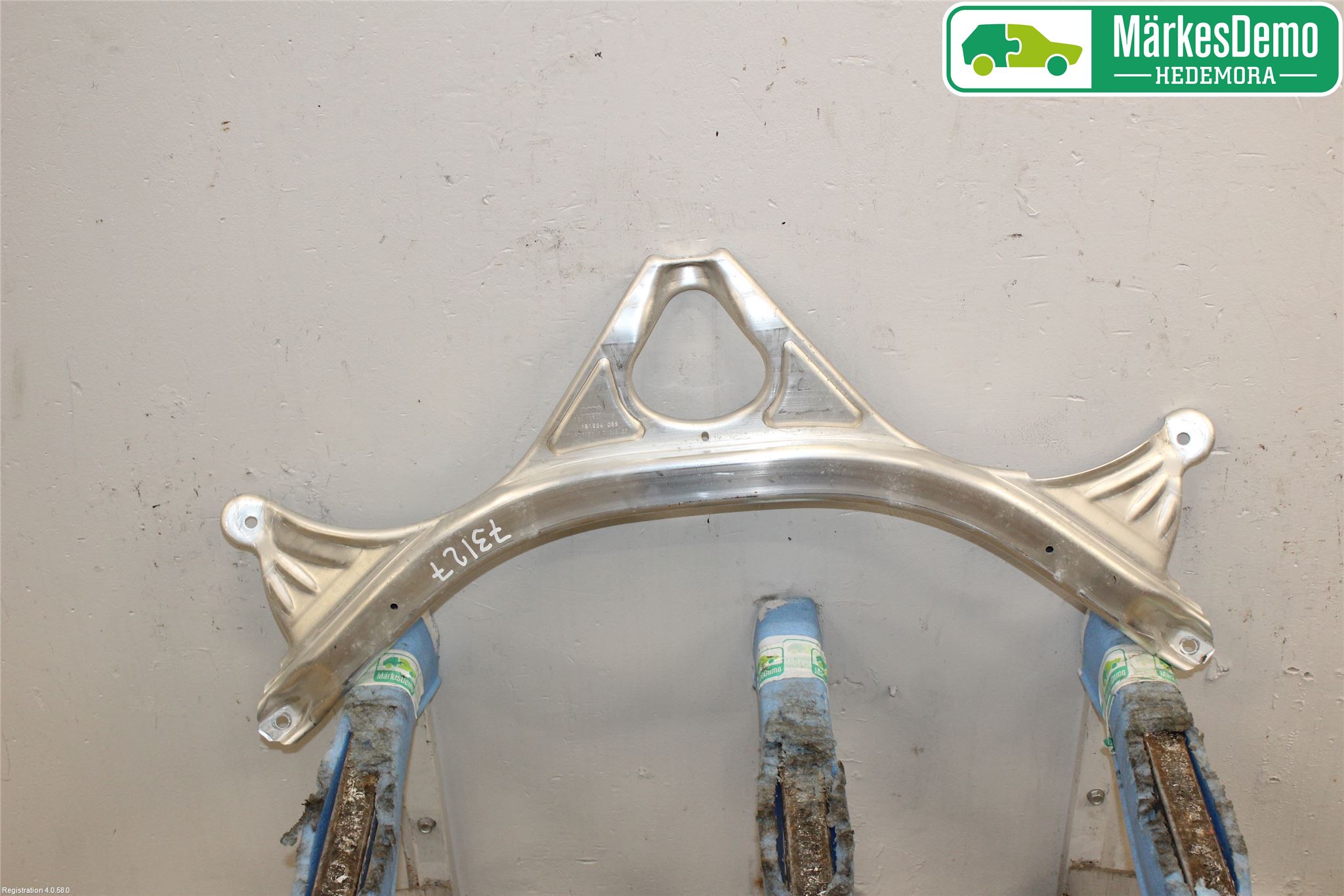 Audi A6/S6 4G 11-18 Fjäderbensstag