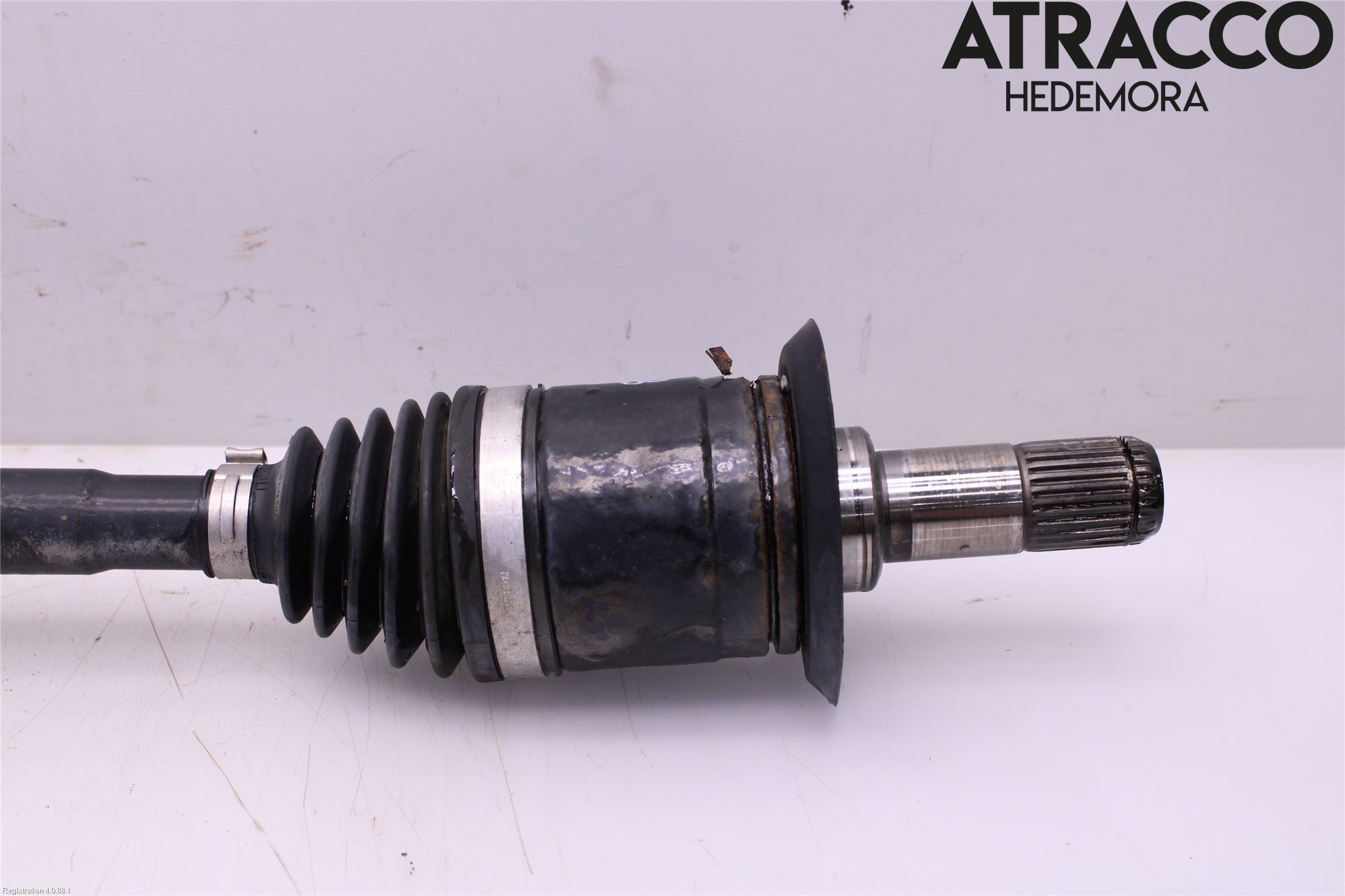 BMW 1 F20/F21 11-19 Drivaxel Bak Höger