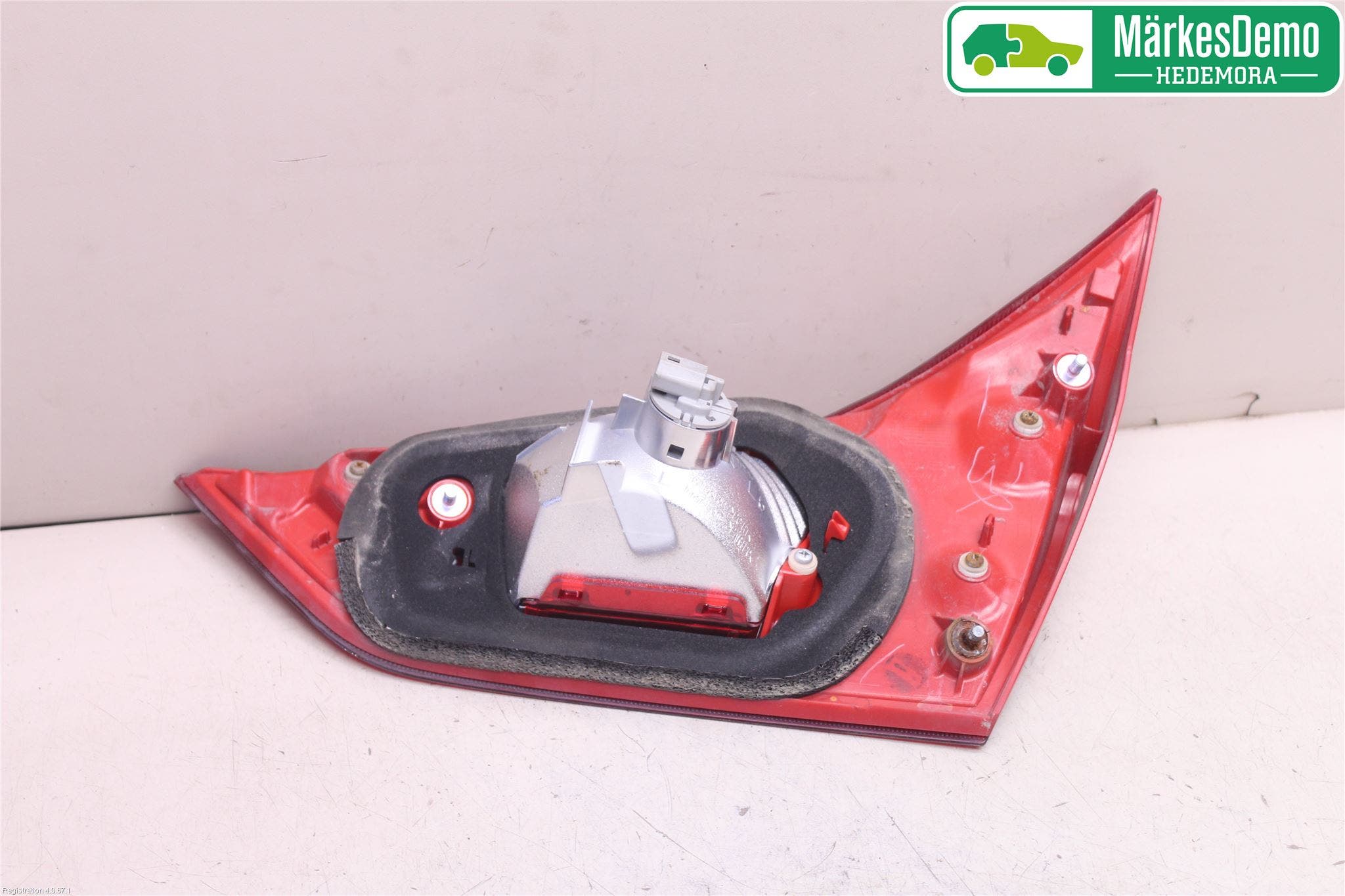 Toyota AURIS 13-19 Bakljus Lucka Vä