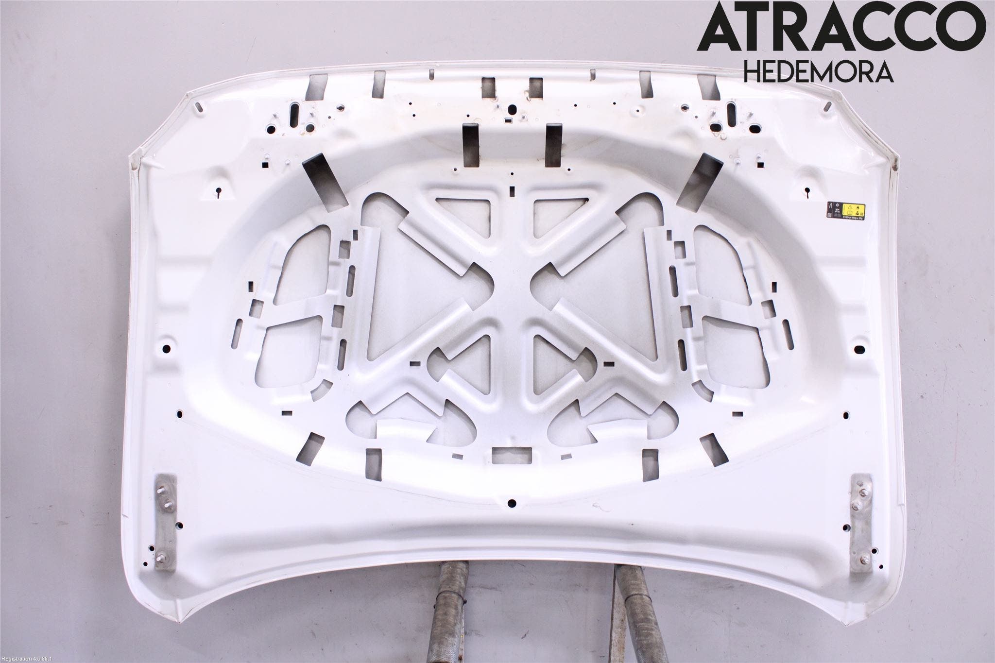 Jaguar F-PACE Huv Fram