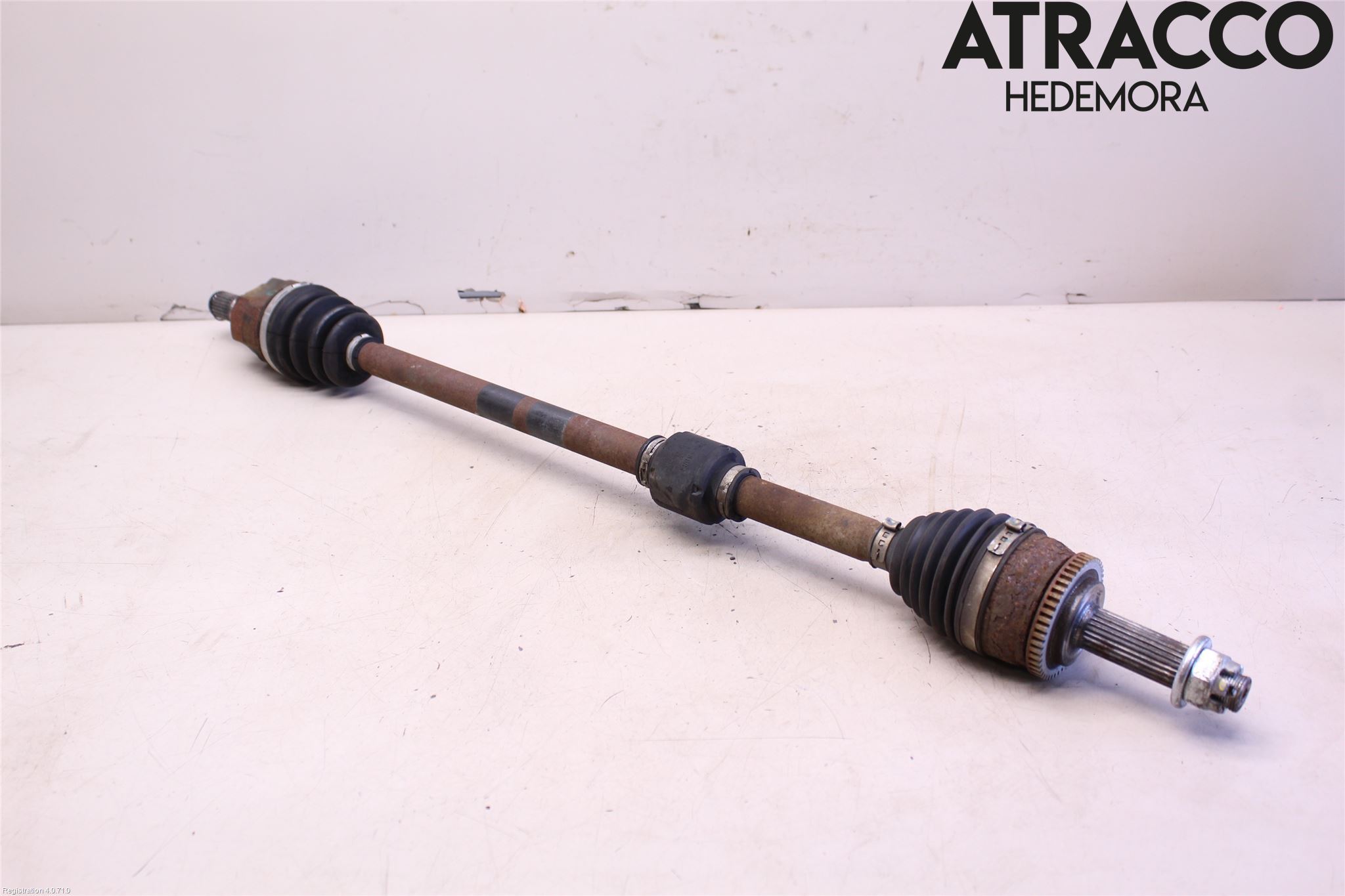 Hyundai i20 PB 09-14 Drivaxel Fram Höger