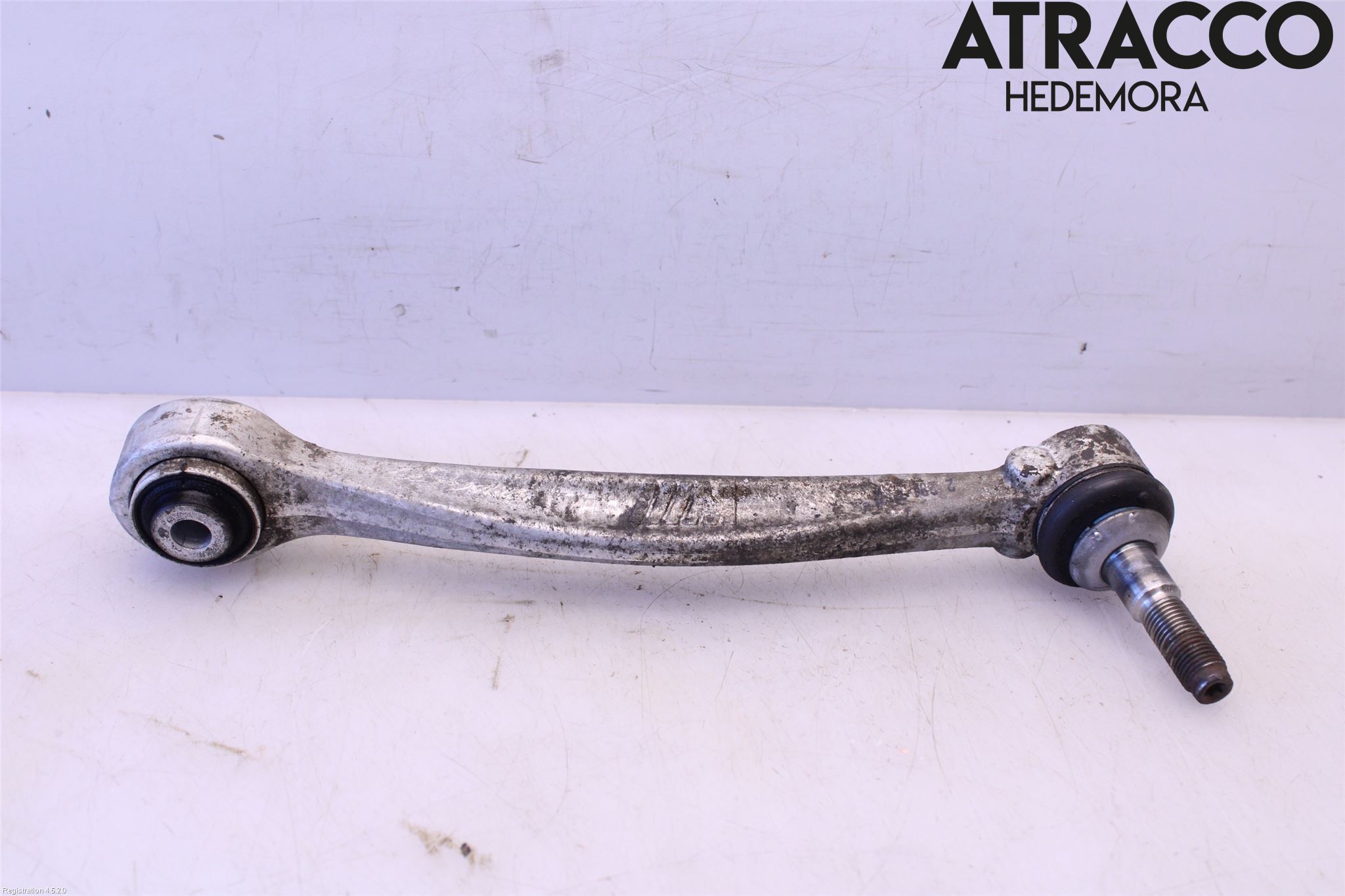 BMW 2 F22/F23/F87 Coupé/Cab 13-21 Bärarm Bak Övre Höger