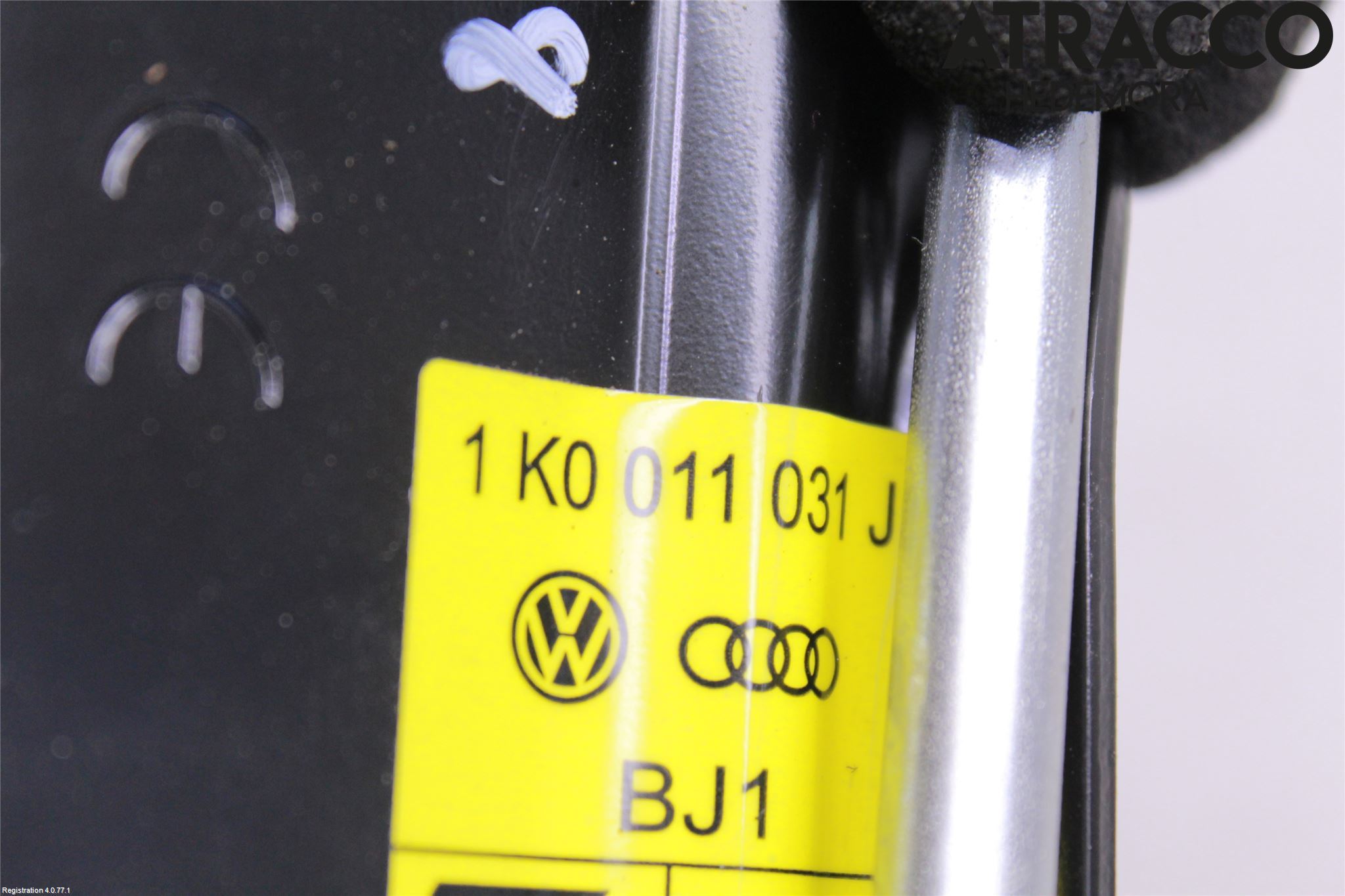Volkswagen VW GOLF VI 09-13 Domkraft
