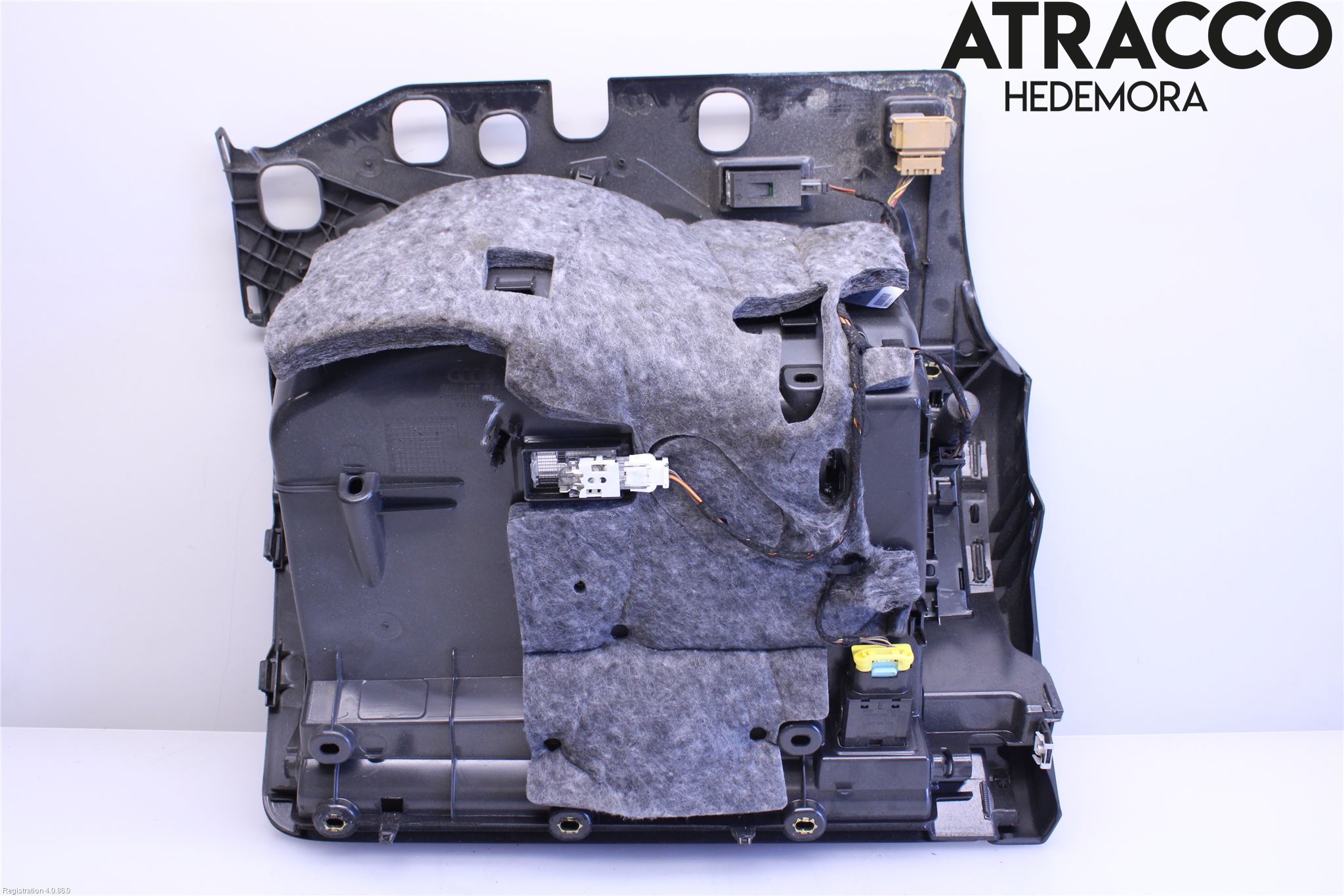 Audi A4/S4 08-11 Handskfack