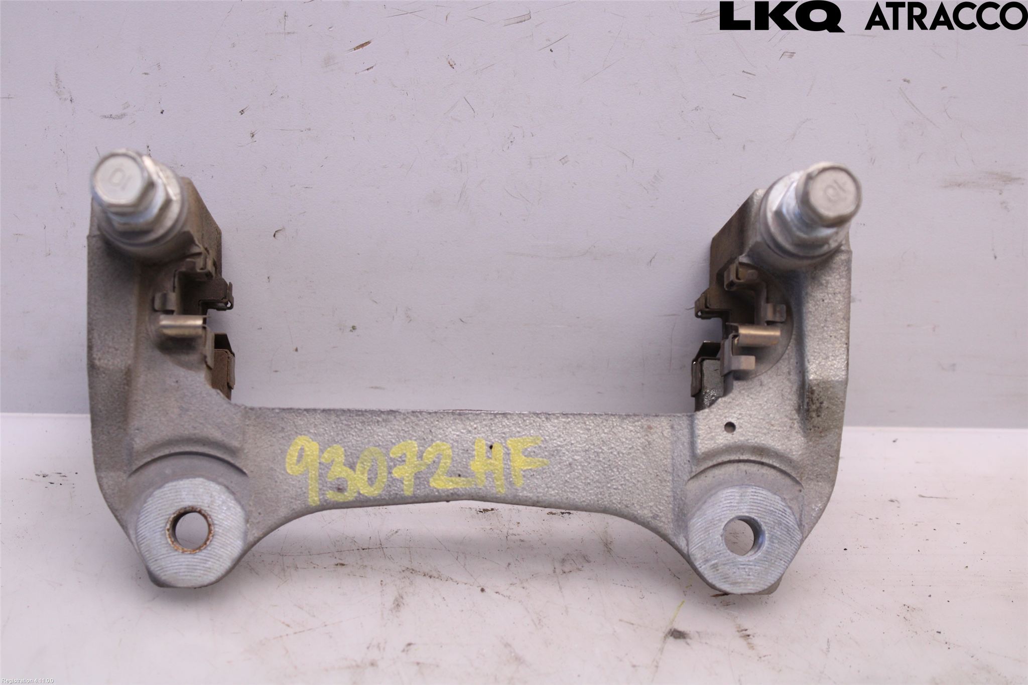 Toyota RAV4 19- Bromsokshållare