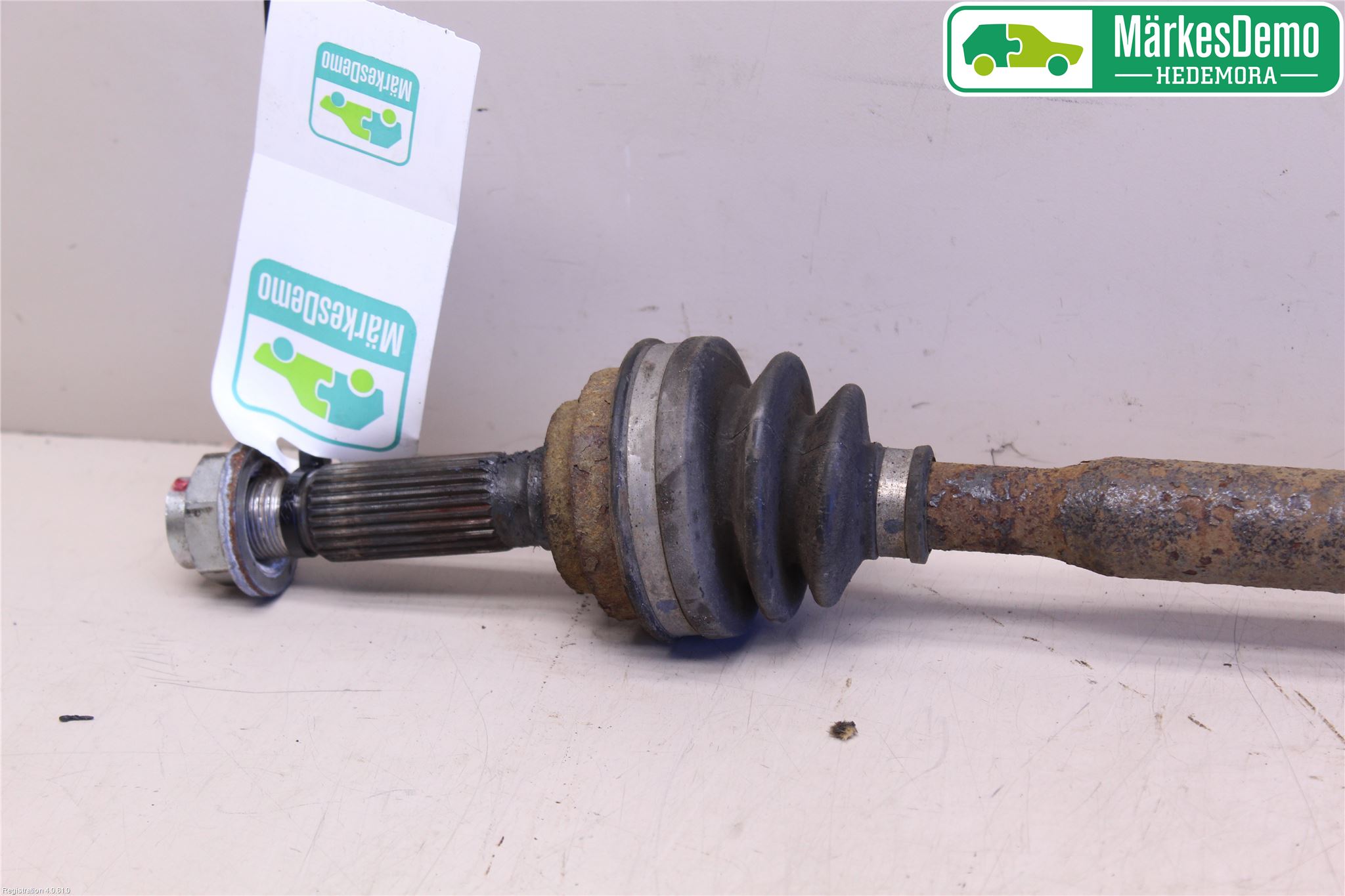 Mitsubishi OUTLANDER 13-21 Drivaxel Bak Vänster