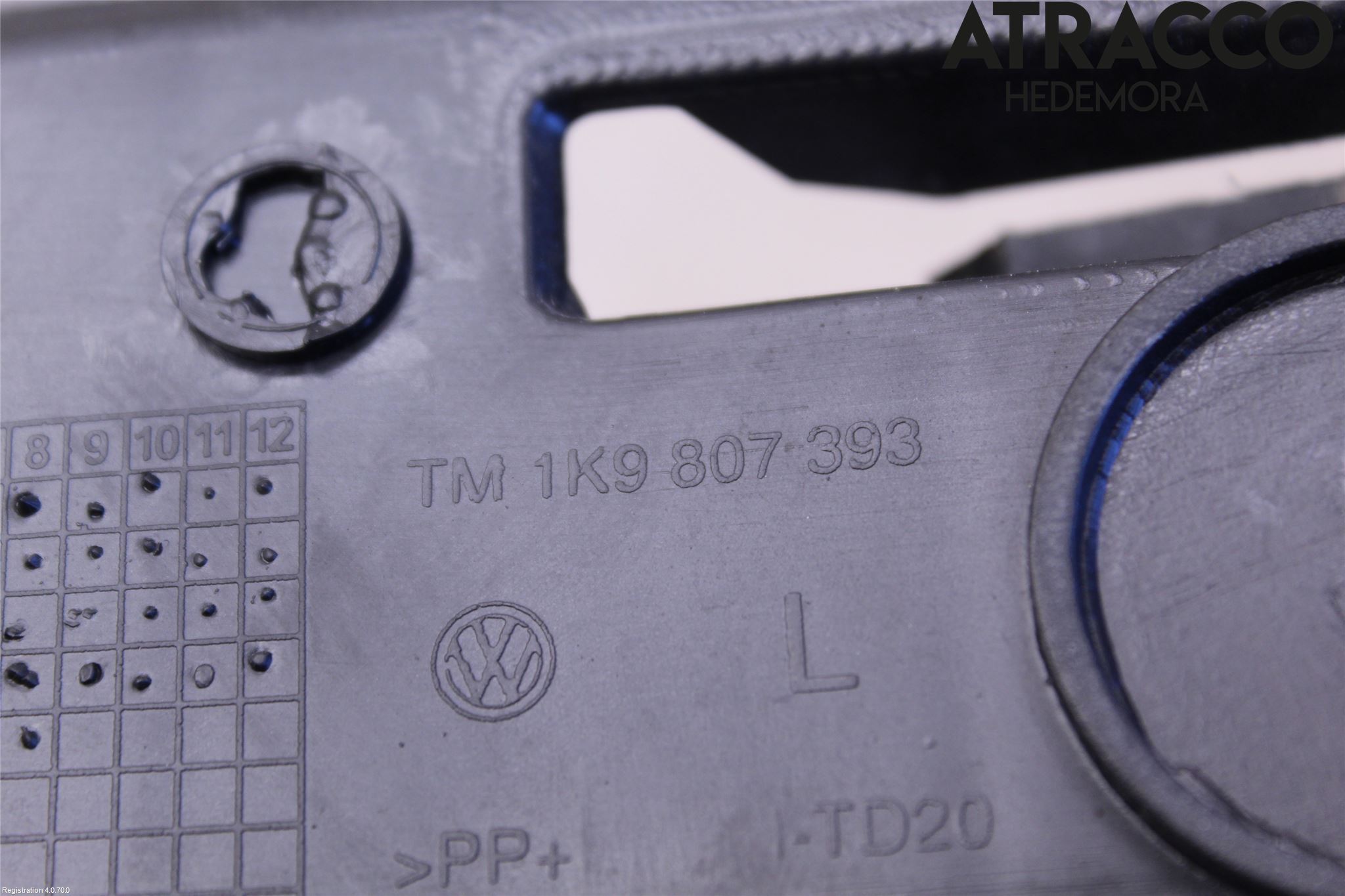 Volkswagen VW GOLF VI 09-13 Stötfångarfäste Bak Vä