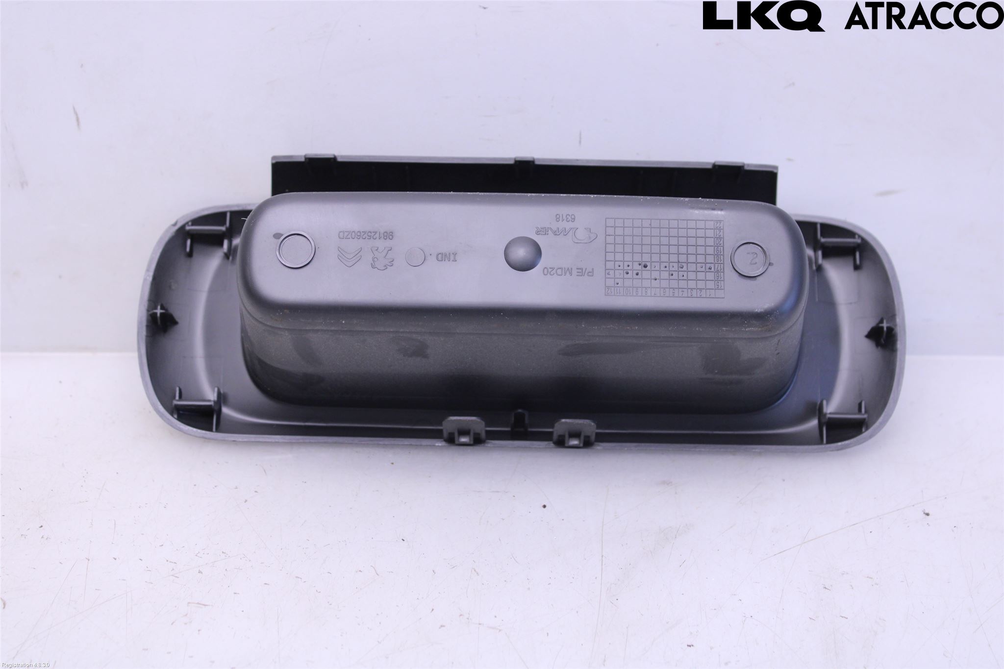 Citroen COTROEN C3 17-24 Instrumentbräda Förvaringsfack