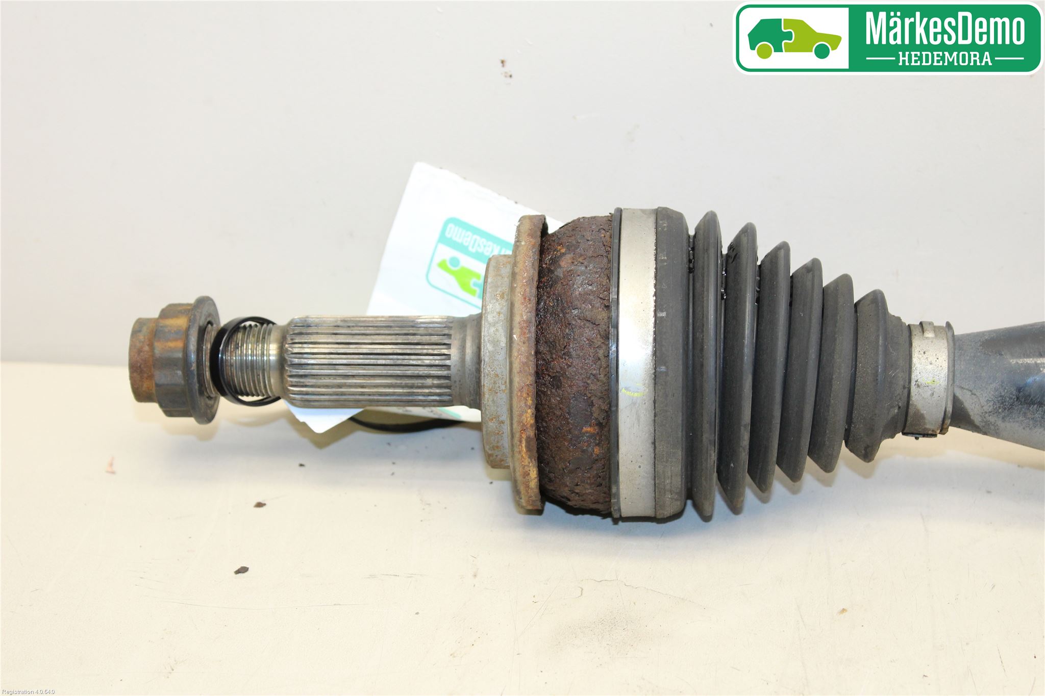 Toyota AURIS 10-12 Drivaxel Fram Höger