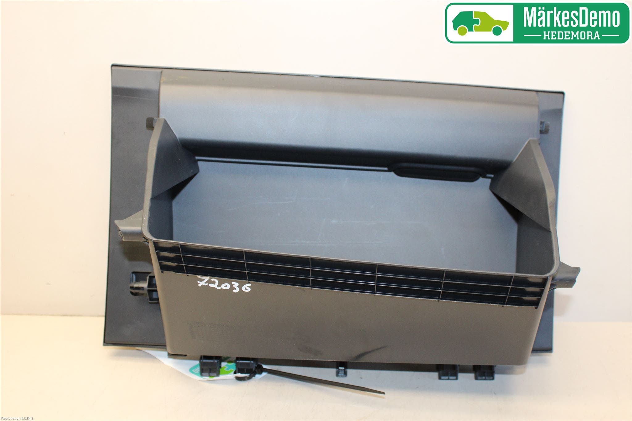 Toyota COROLLA 19- Handskfack