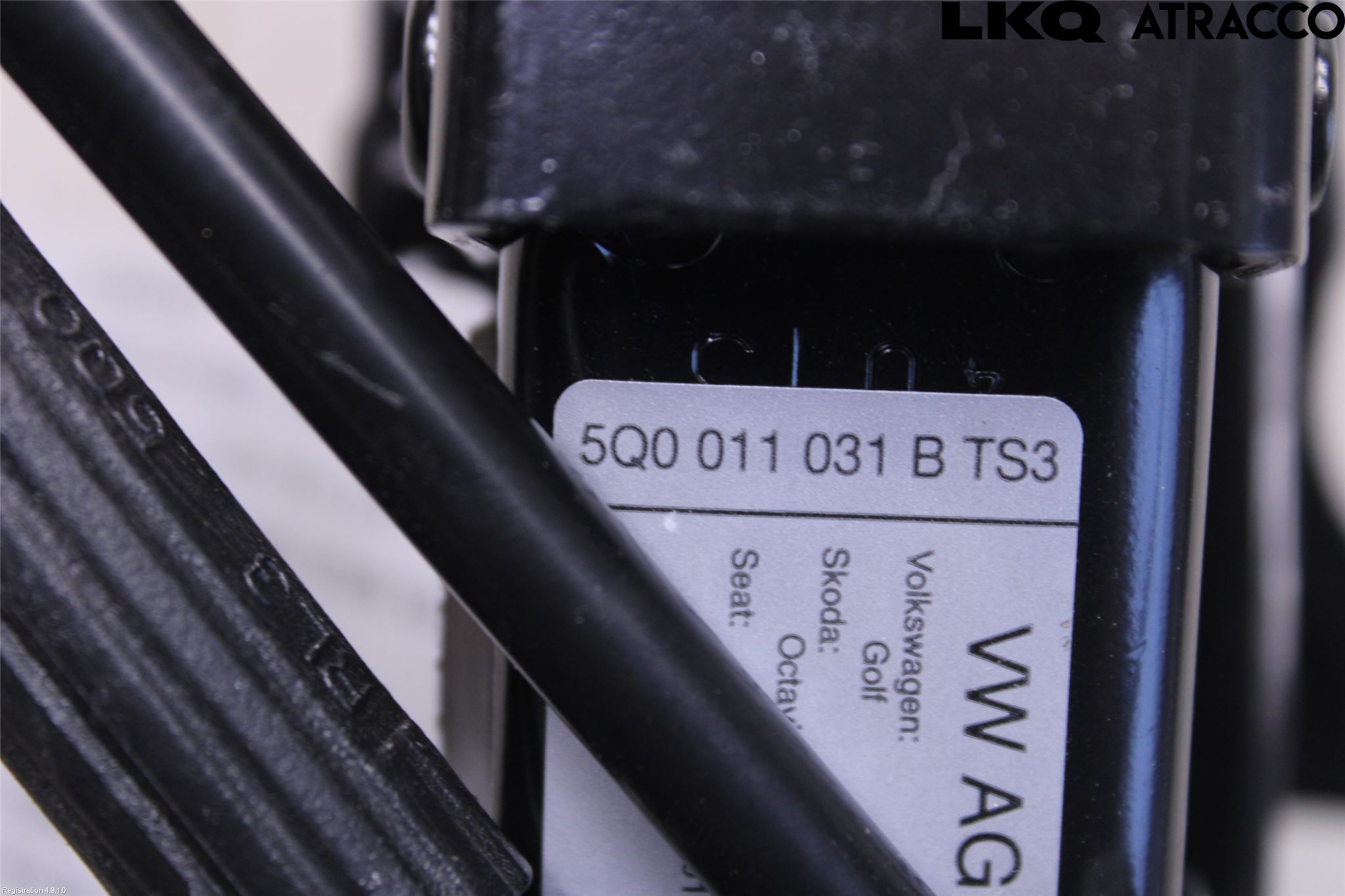 Volkswagen VW GOLF / E-GOLF VII 13-20 Domkraft