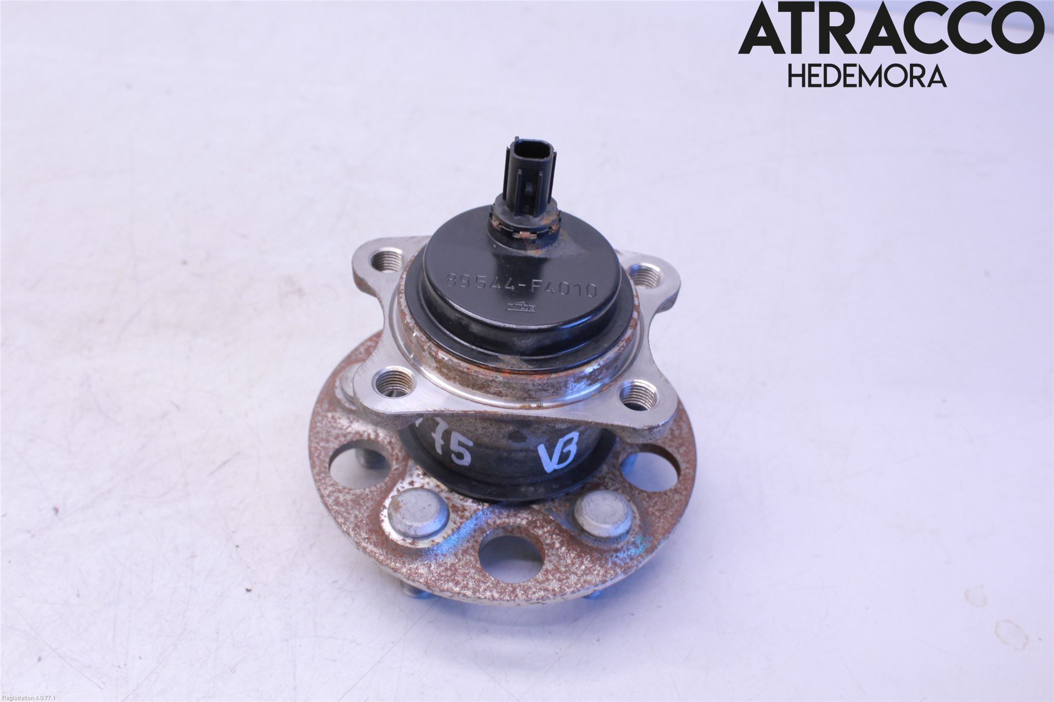 Toyota YARIS XP21 20- Nav Bak