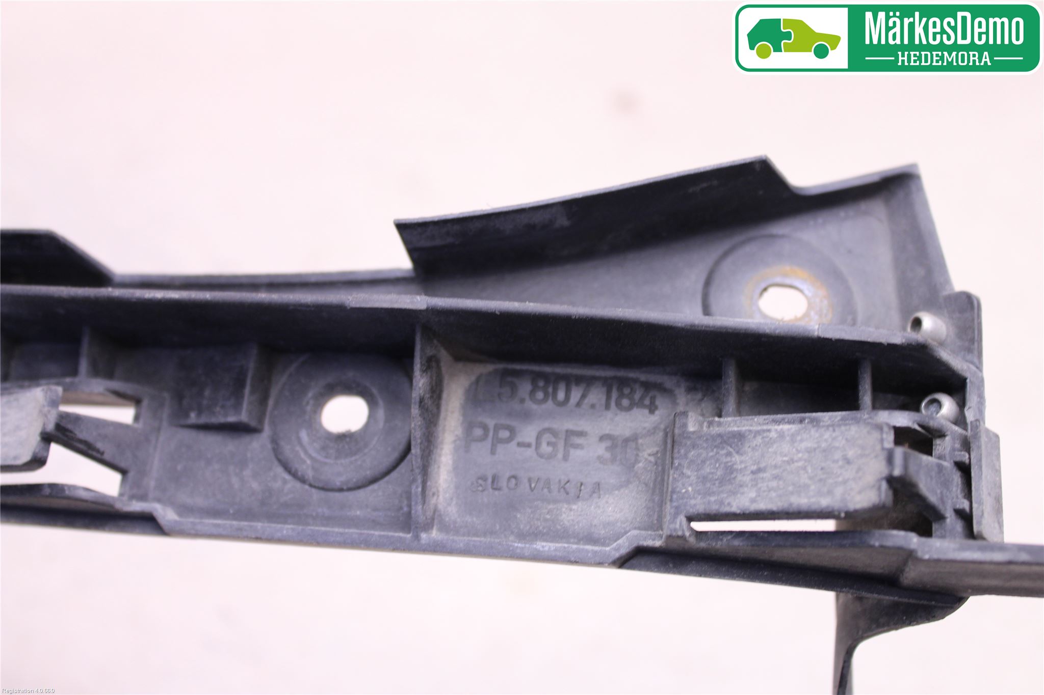 Porsche CAYENNE 03- Stötfångarfäste Fram Hö