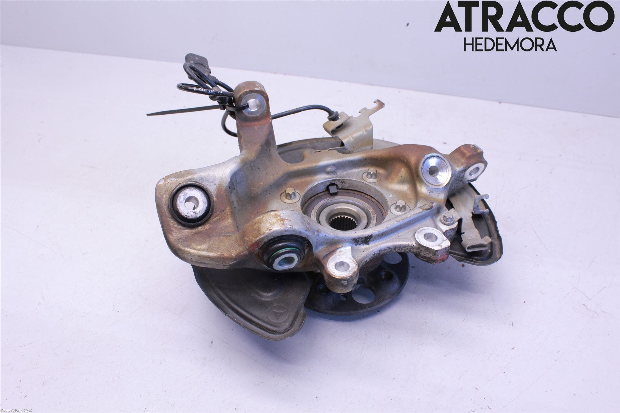 Mercedes-Benz MB C-KLASS (W205) 14-21 Hjullagerhus-Spindel Hö B