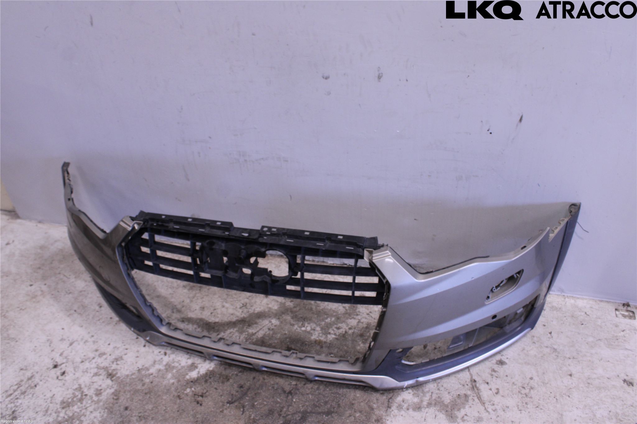 Audi A6 ALLROAD 12-18 Stötfångarbeklädnad Fram