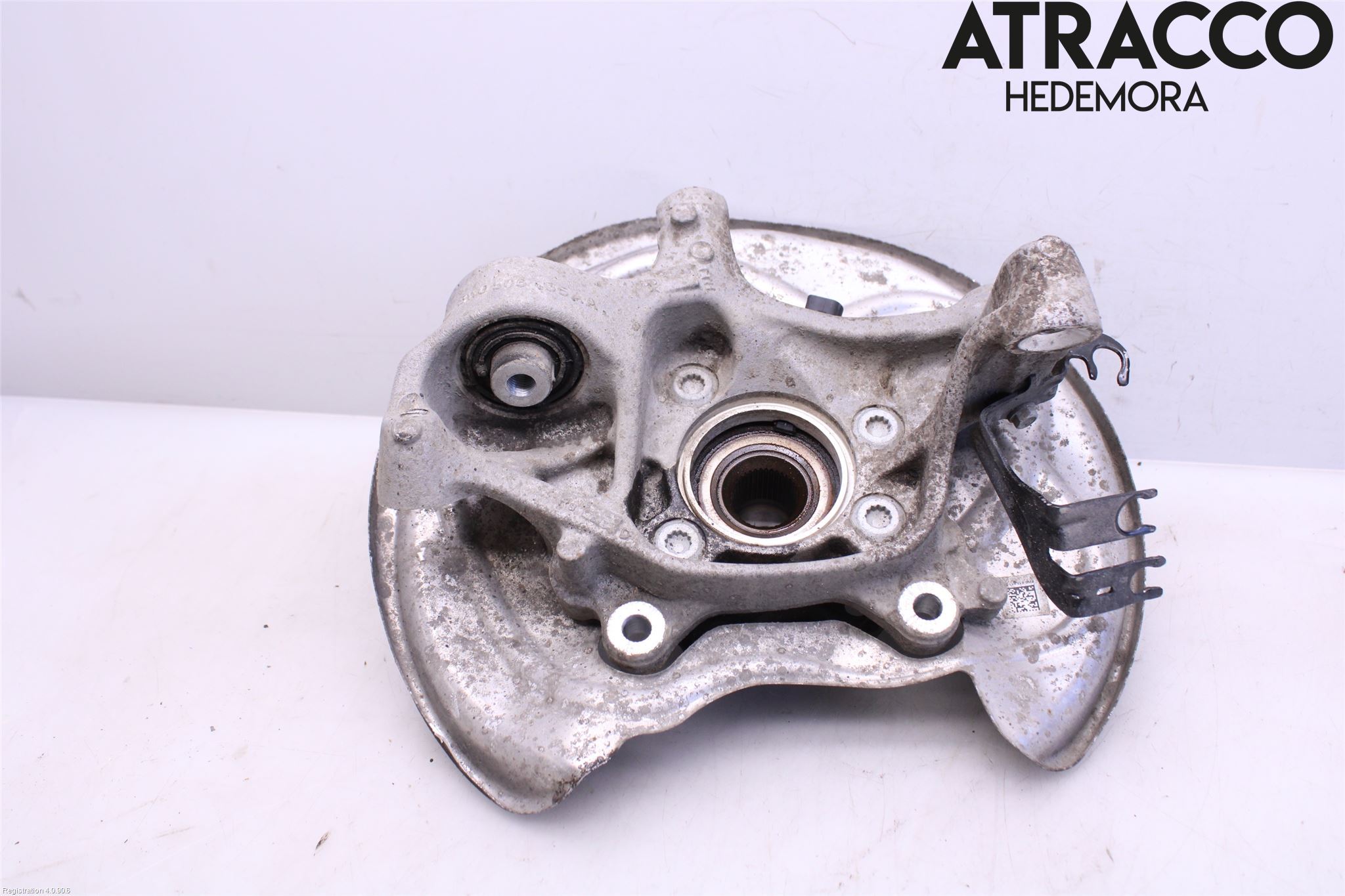 Audi A4 ALLROAD 17- Hjullagerhus-Spindel Vä B