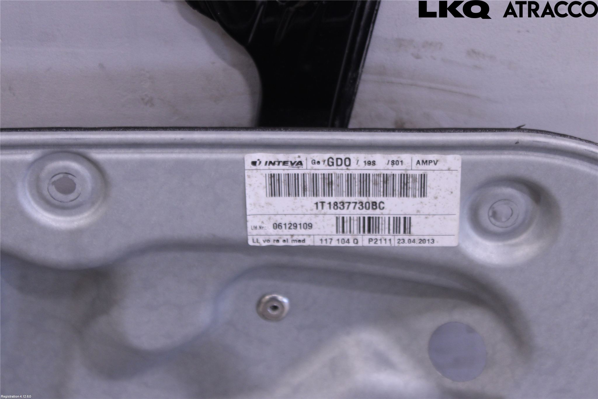 Volkswagen VW TOURAN 16- Fönsterhiss El Kompl