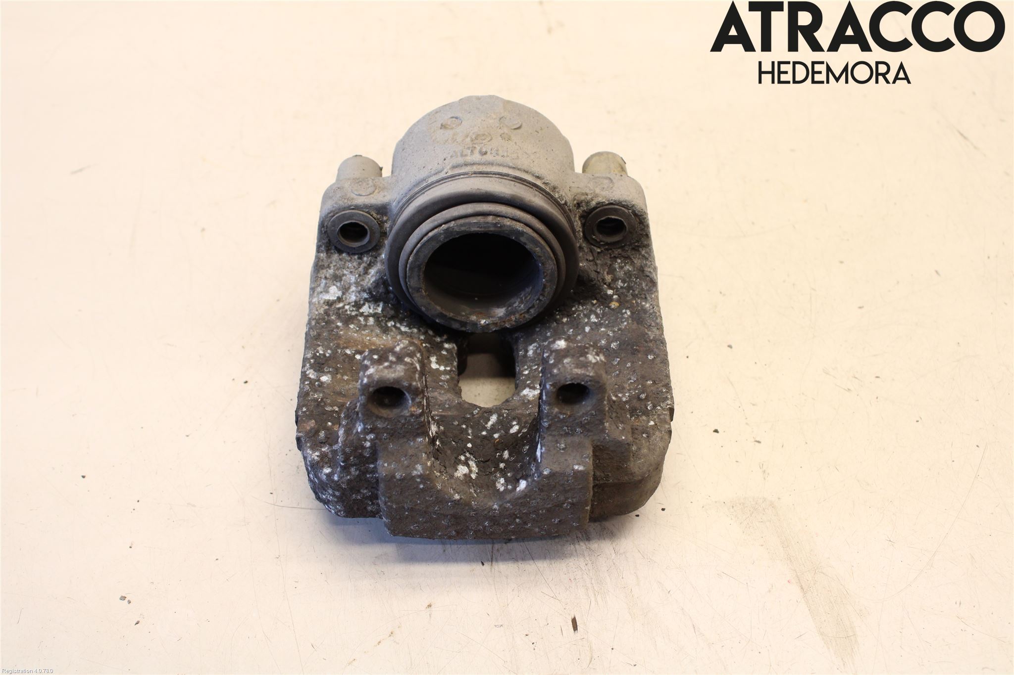 BMW 5 F10/F11/F18 09-17 Bromsok Fram Höger