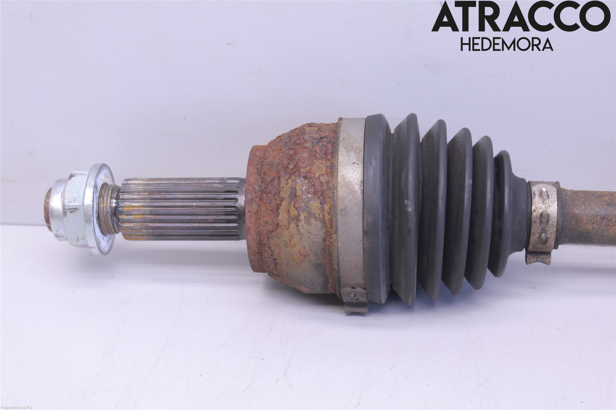 Mazda 2 (DE) 08-15 Drivaxel Fram Vänster