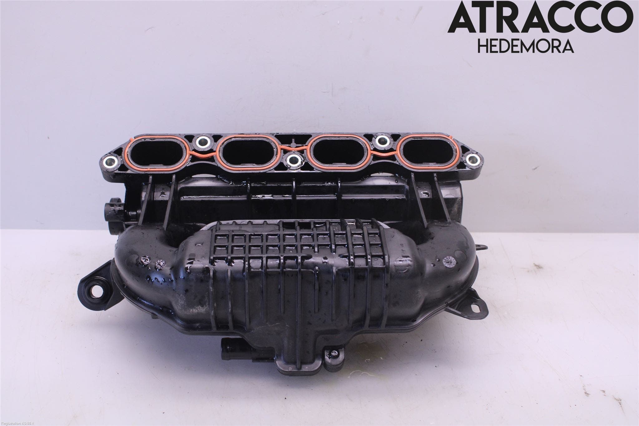 Toyota COROLLA 19- Grenrör Insug