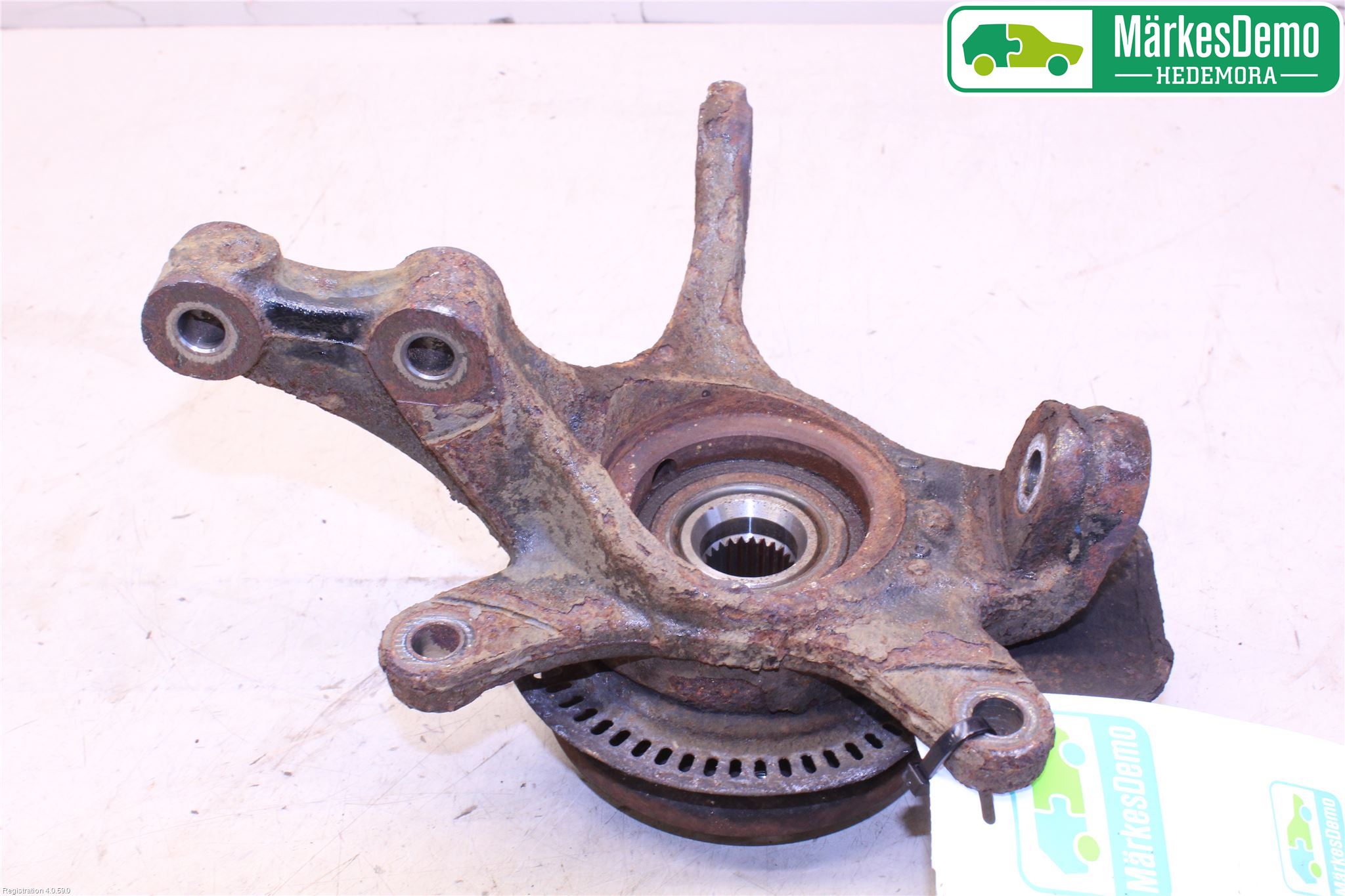 Suzuki SWIFT 11-16 Styrspindel Lagerhus Hö