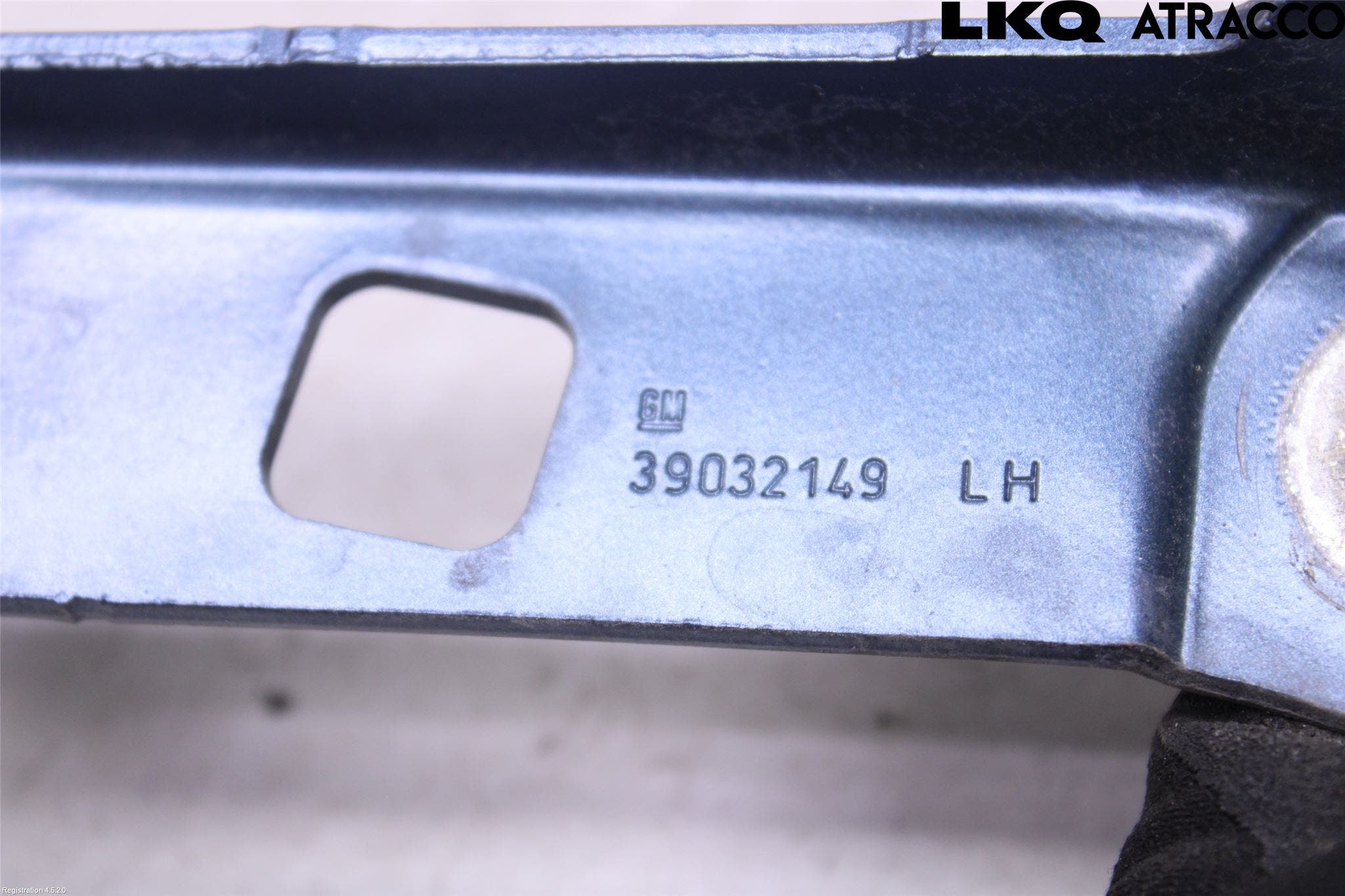 Opel ASTRA K 16-22 Huvgångjärn