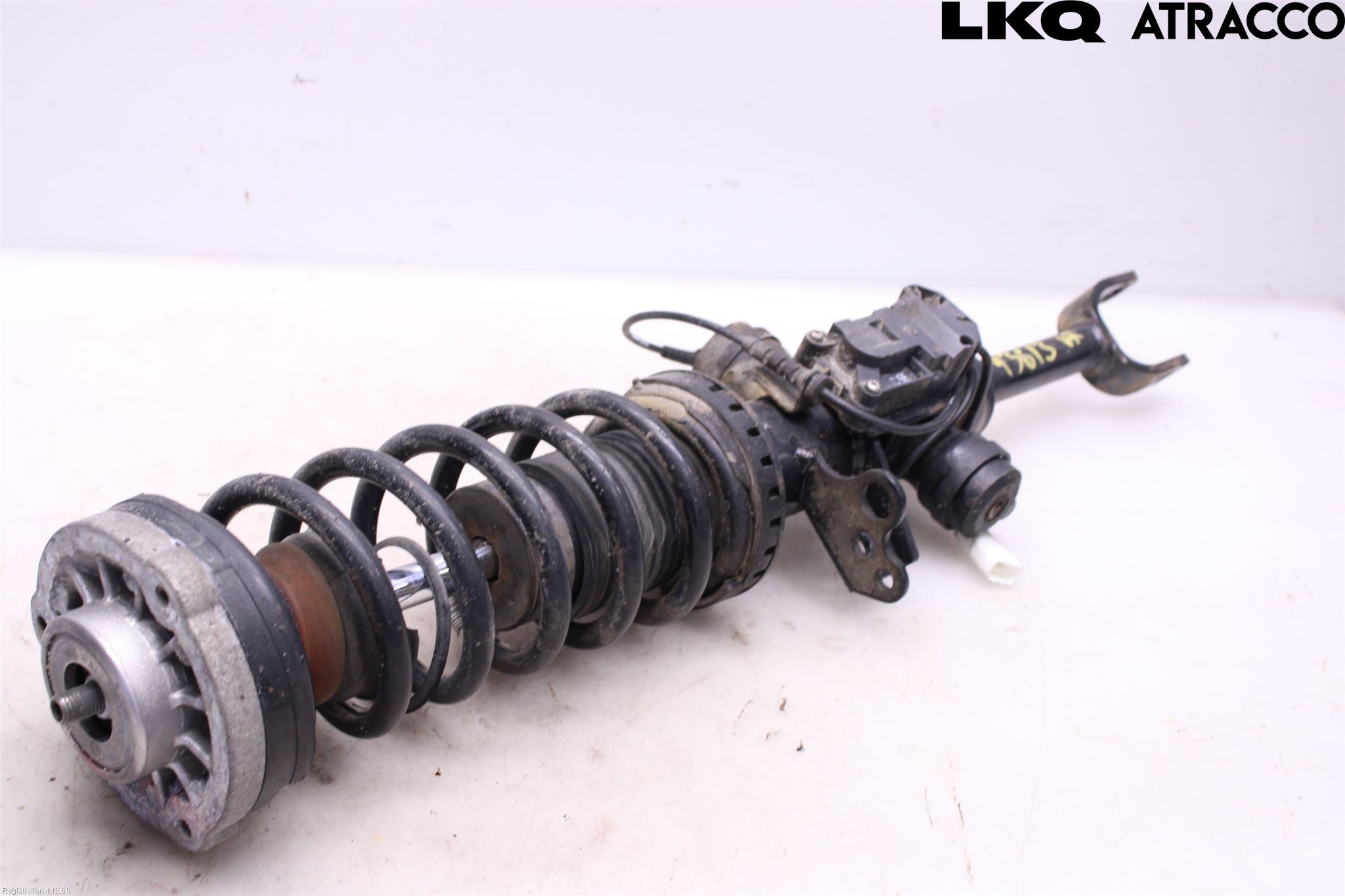 BMW 5 F10/F11/F18 09-17 Fjäderben Fram Vänster