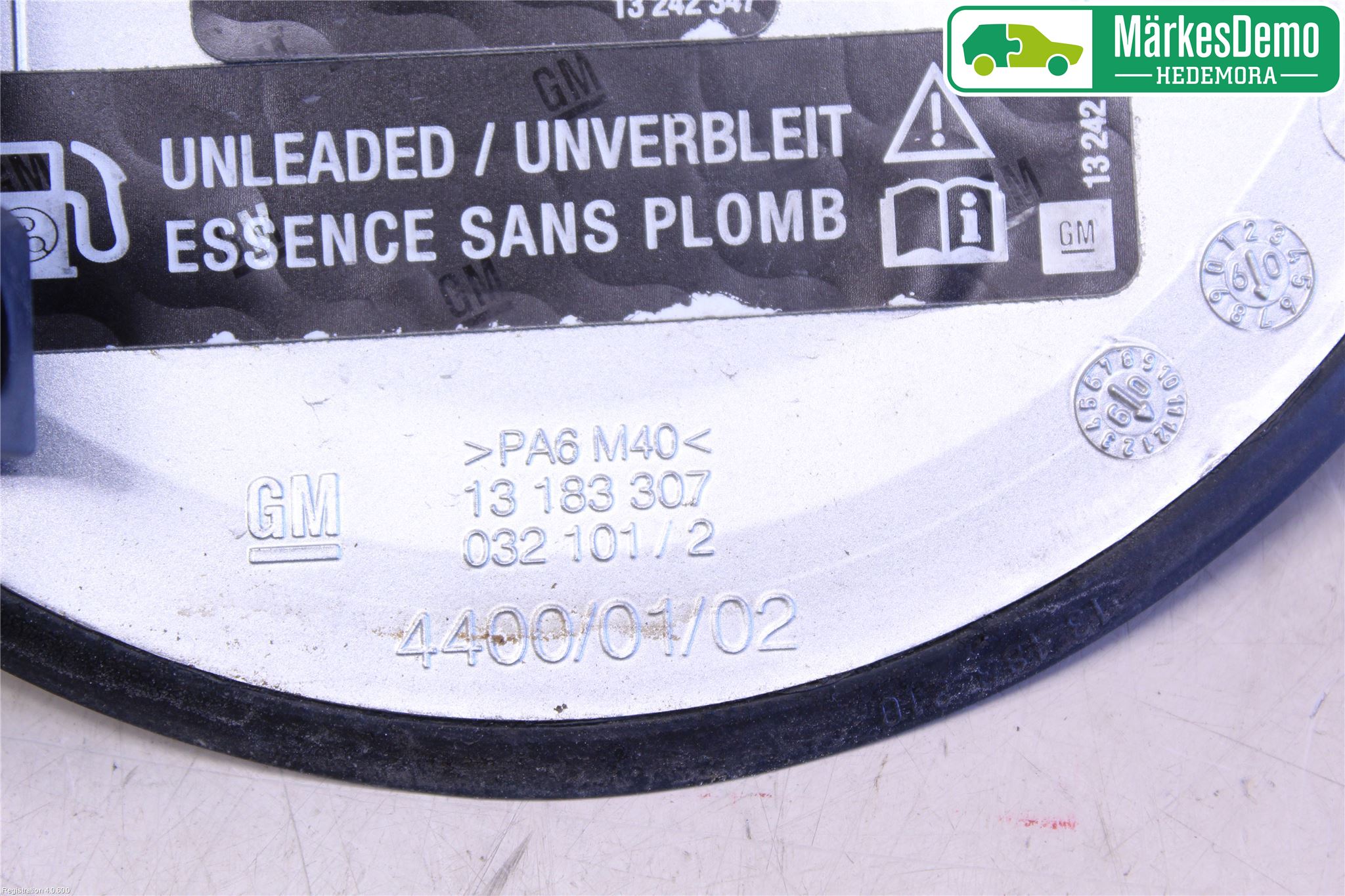 Opel CORSA D 07-14 Tanklucka