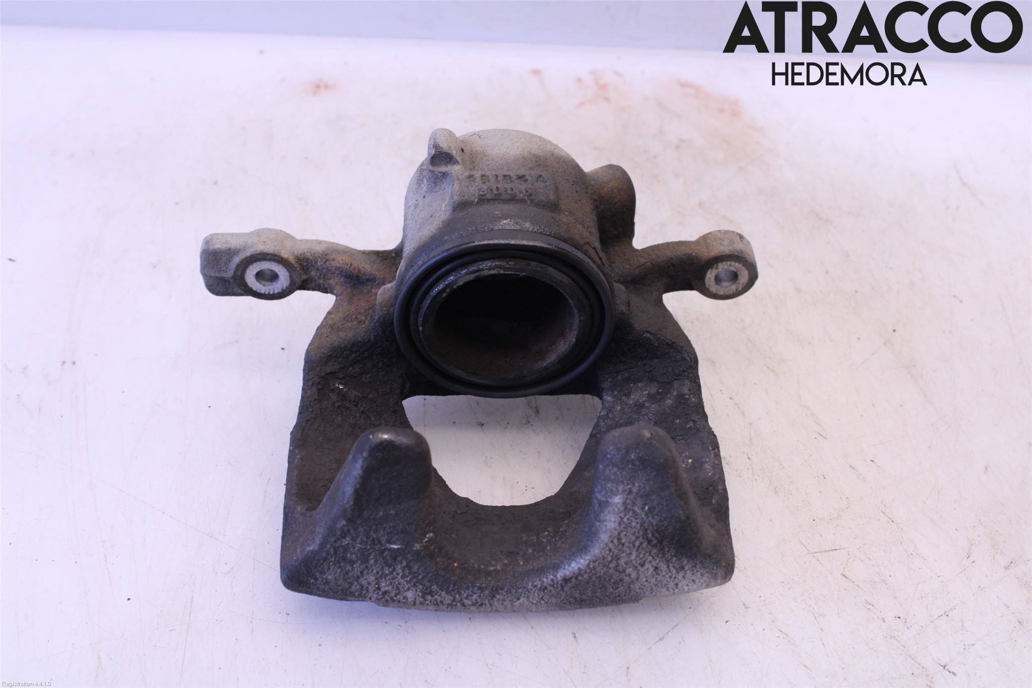 Mini COOPER CLUBMAN F54 16- Bromsok Fram Höger