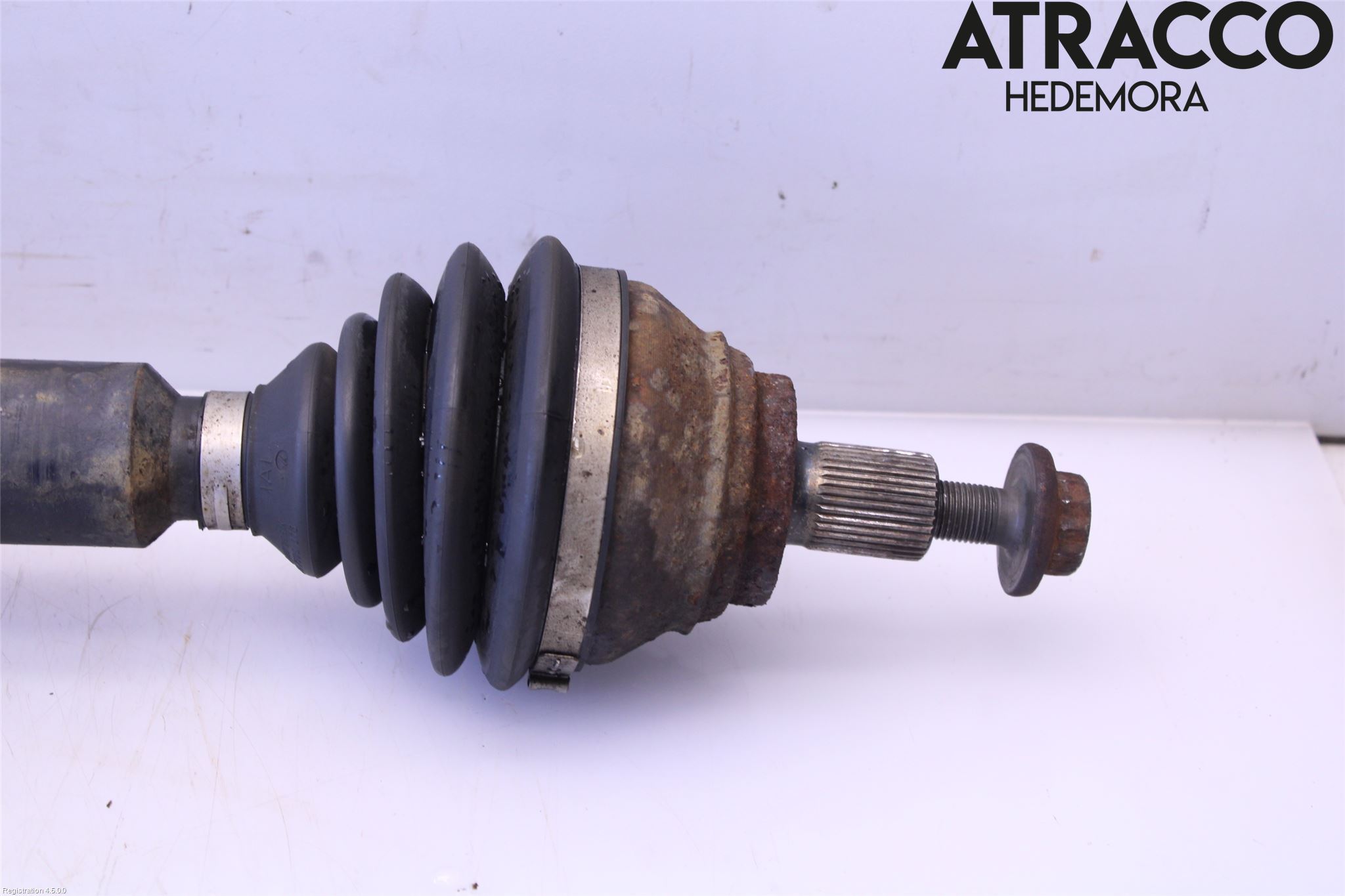 Volkswagen VW PASSAT 11-14 Drivaxel Fram Höger