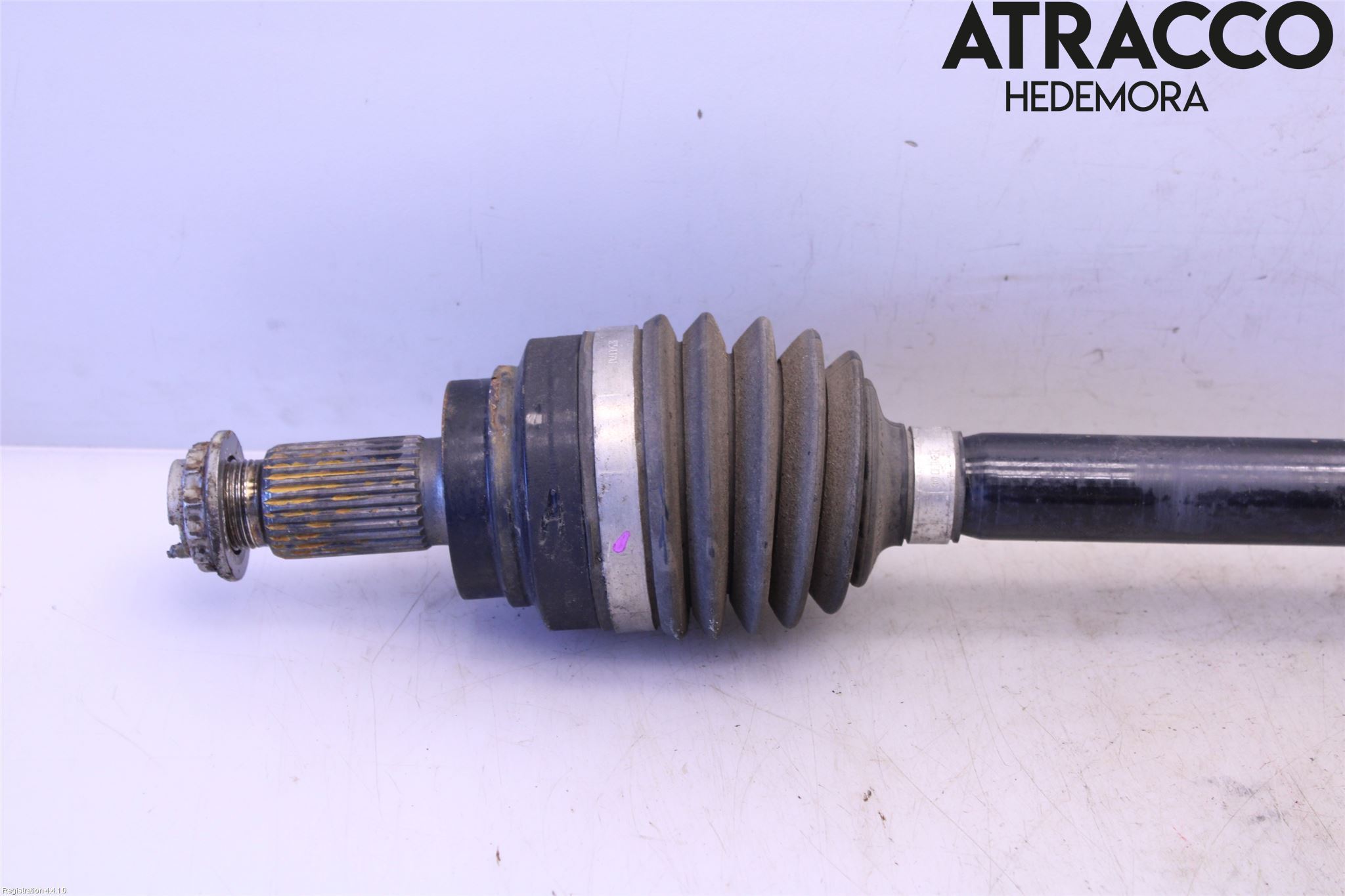 BMW 3 F30/F31/F80 12-19 Drivaxel Bak Vänster