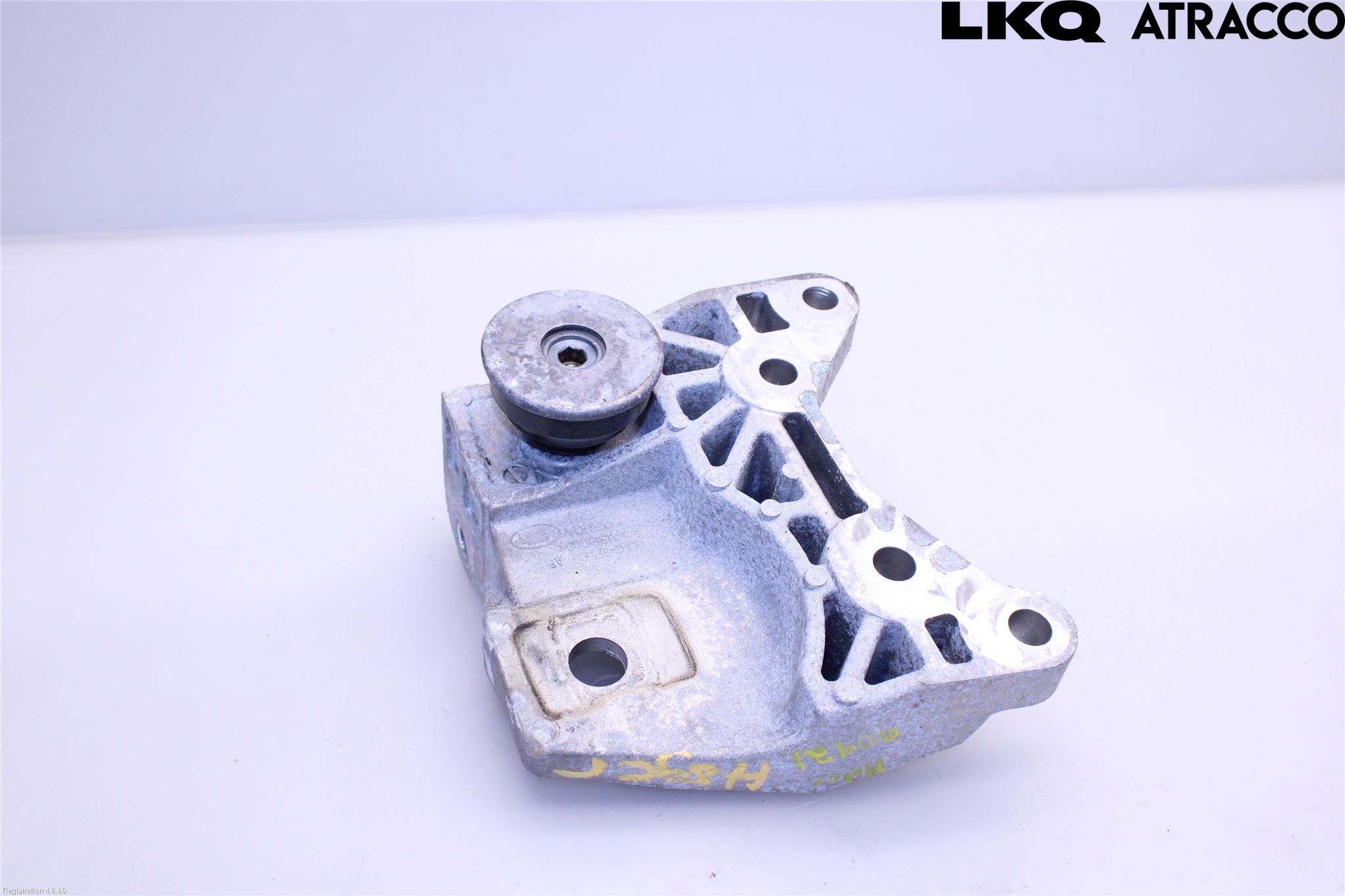 Jaguar E-PACE 17- Motorfäste