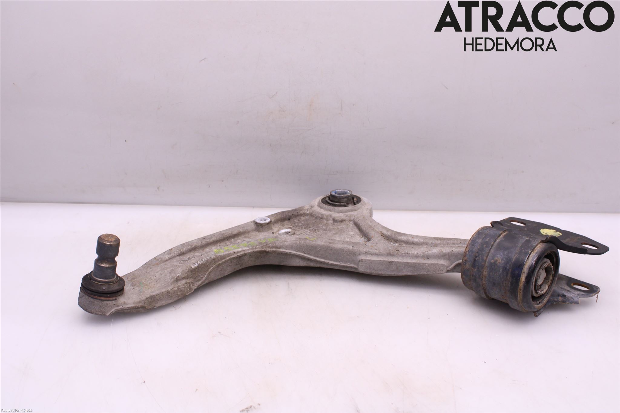 Ford MONDEO 15-22 Bärarm Fram Undre Vä
