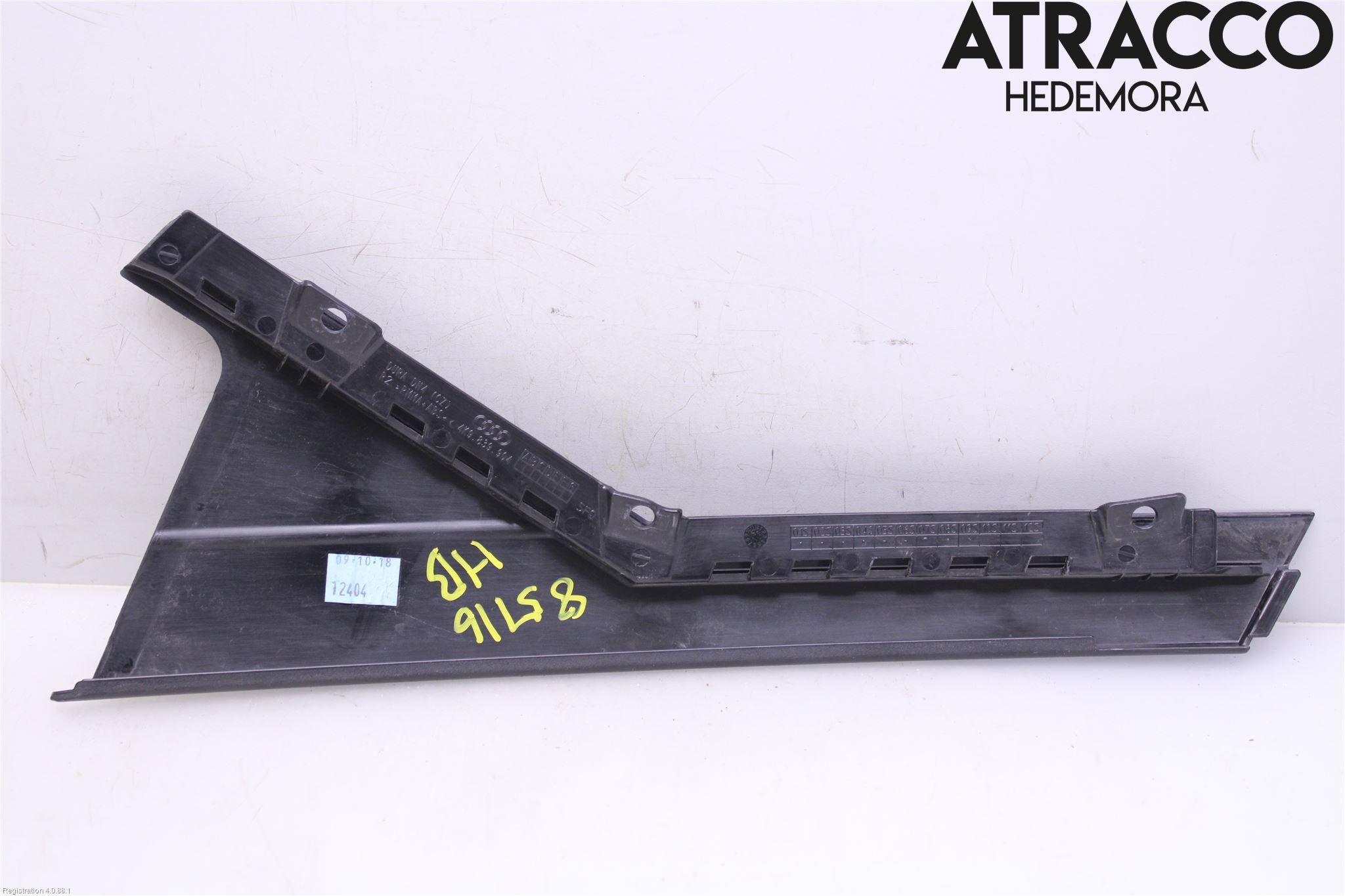 Audi A6 F2/C8 19- Dörr Dekorlist Bak Hö