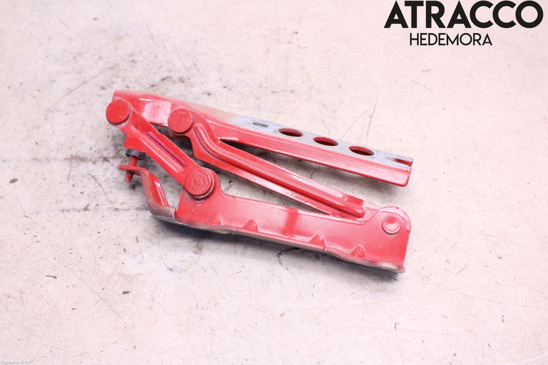 Skoda FABIA 07-14 Huvgångjärn