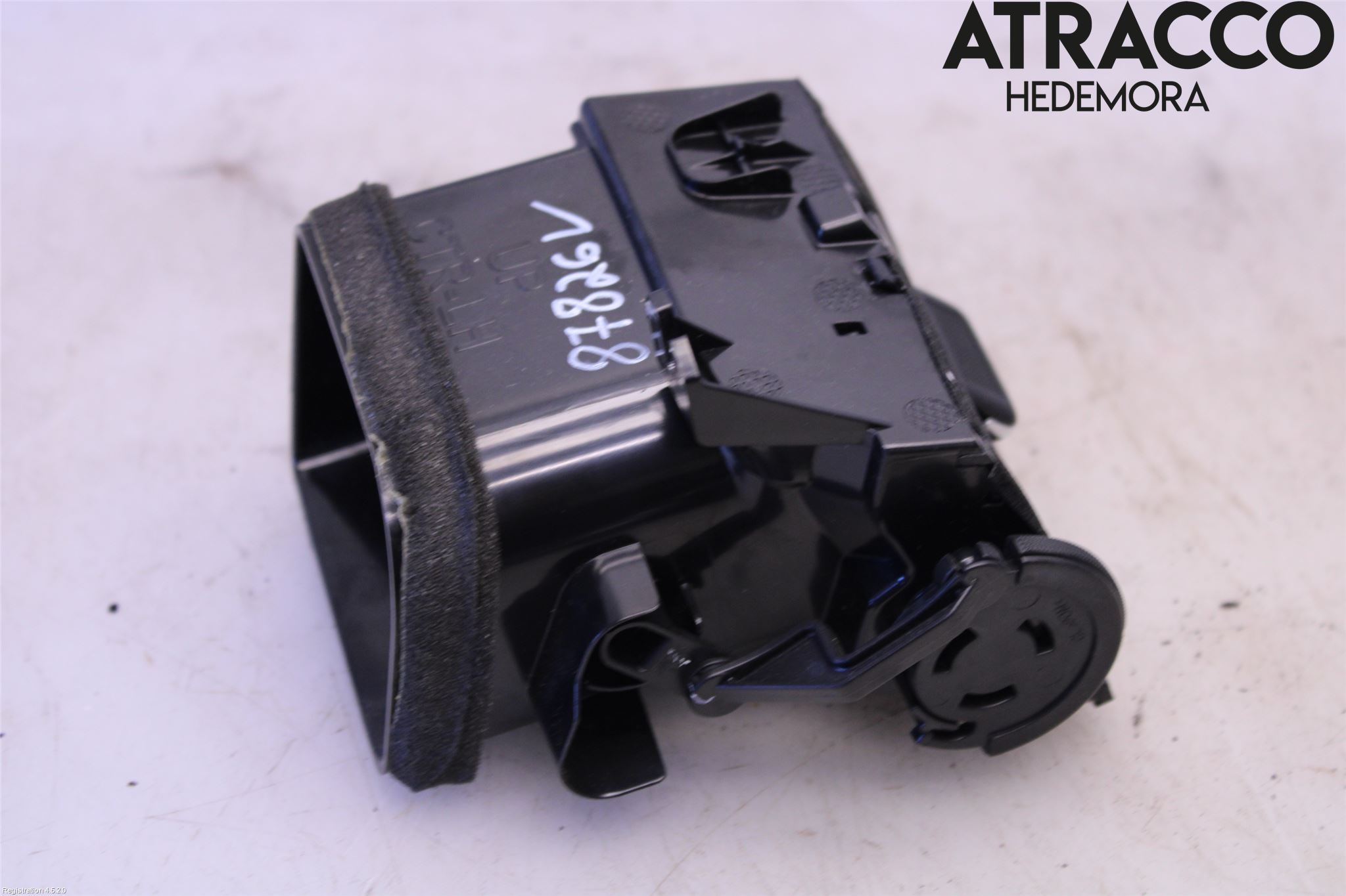 Nissan PULSAR Defrosterkanal-Munstycke