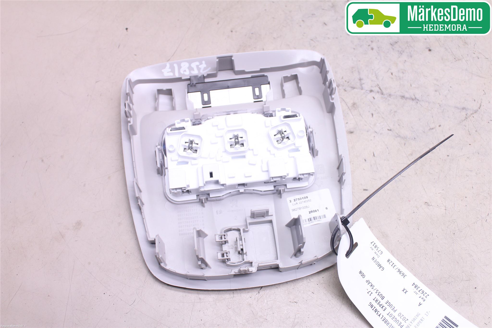 Peugeot EXPERT/E-EXPERT 17- Innerbelysning