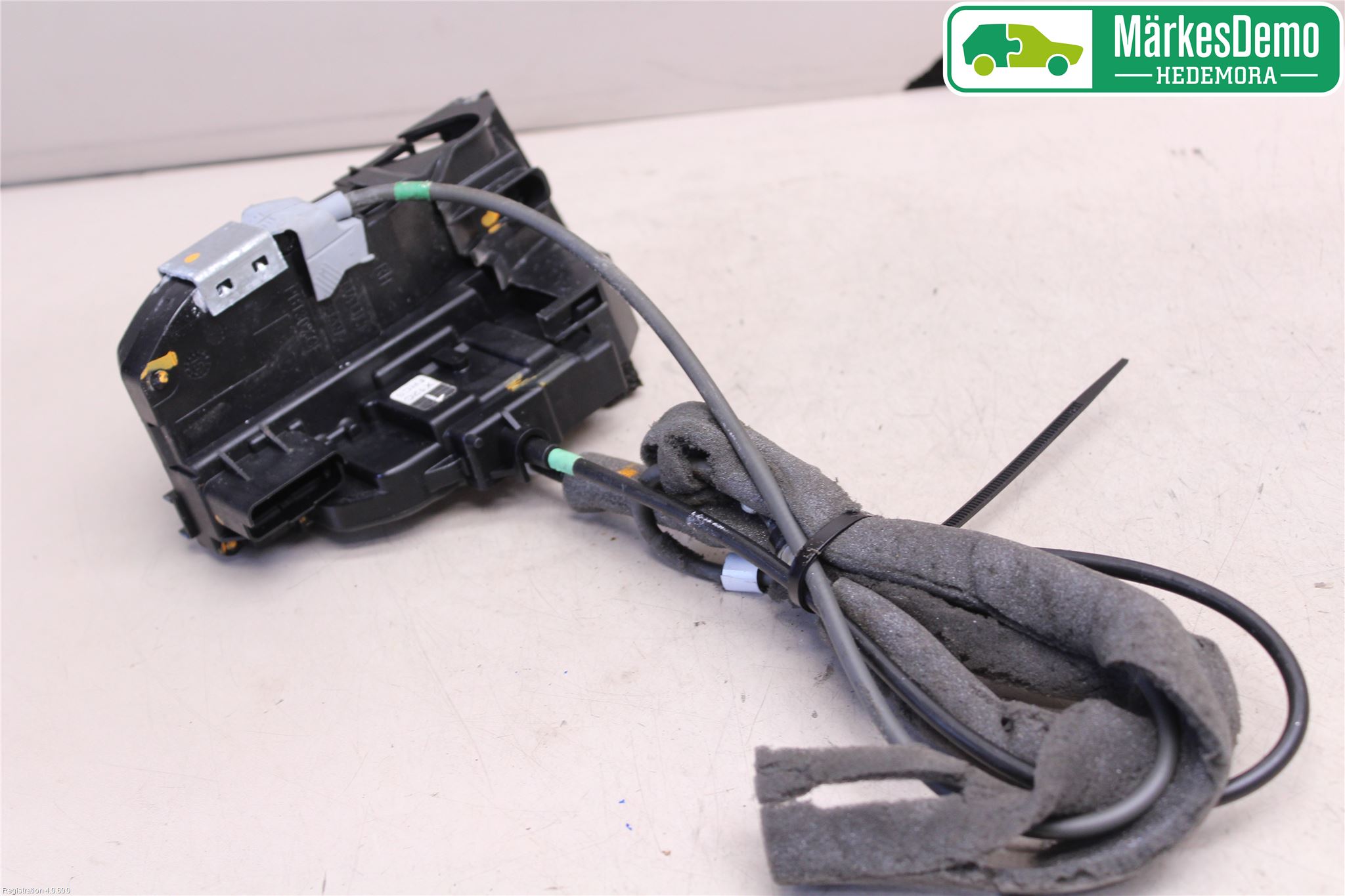 Nissan JUKE 14-19 Låskista-Dörrlås