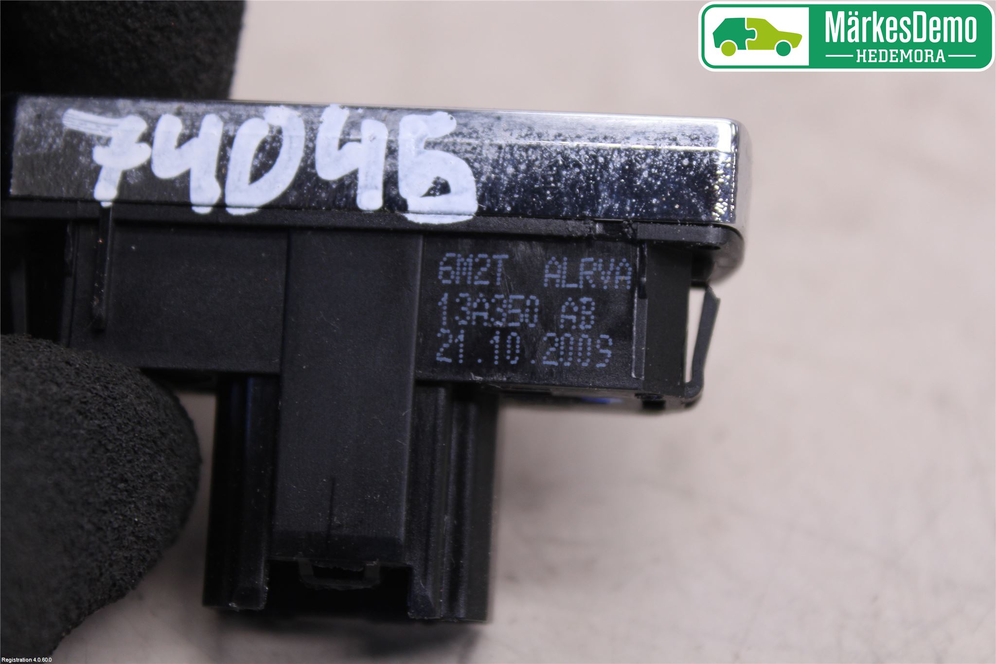 Ford TRANSIT CONNECT 03-08 Strömställare Varnings