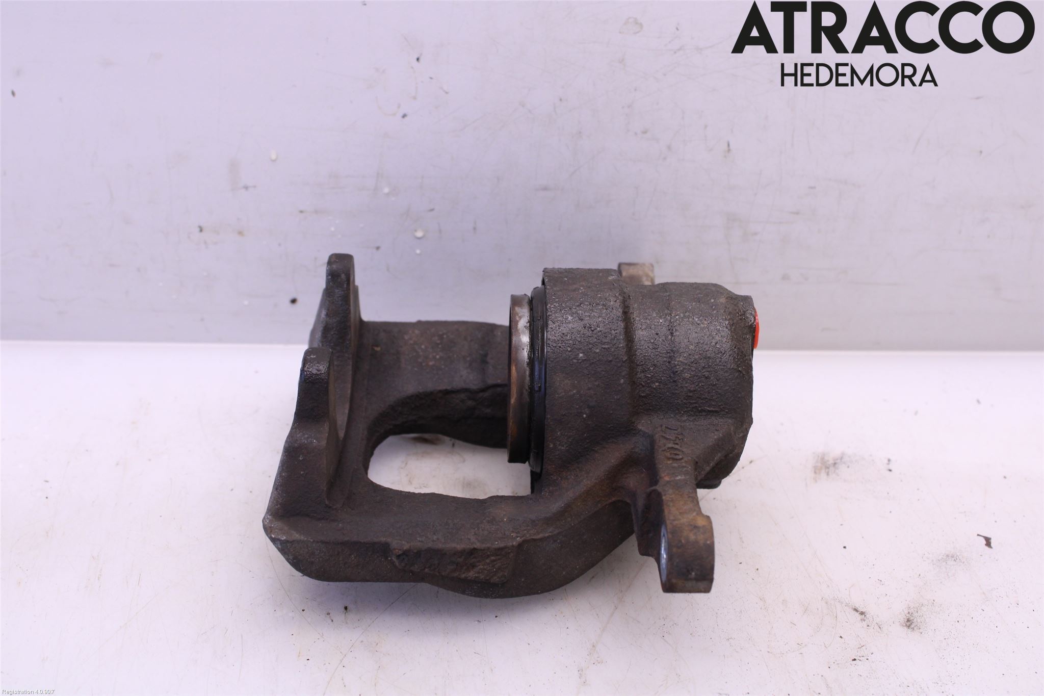 Toyota AVENSIS 16-18 Bromsok Fram Vänster