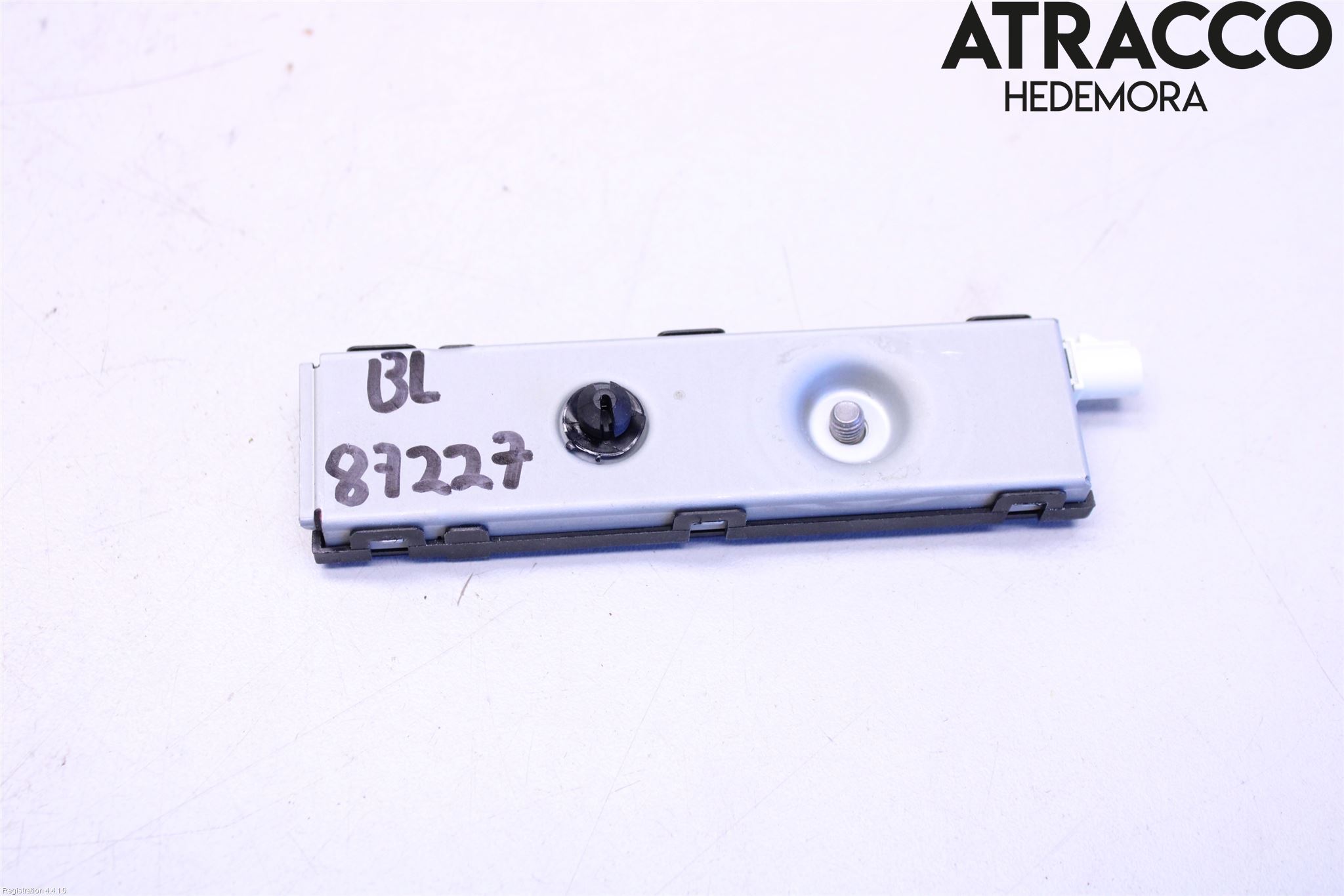 Mercedes-Benz MB E-KLASS (W213) 16-23 Antennförstärkare