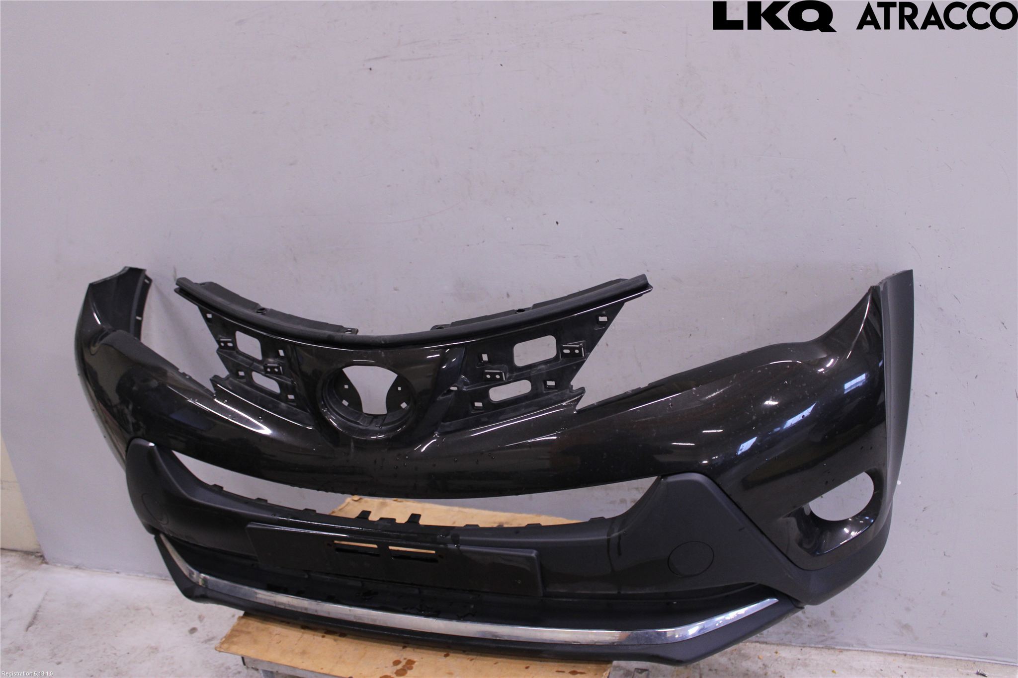 Toyota RAV4 13-18 Stötfångarbeklädnad Fram
