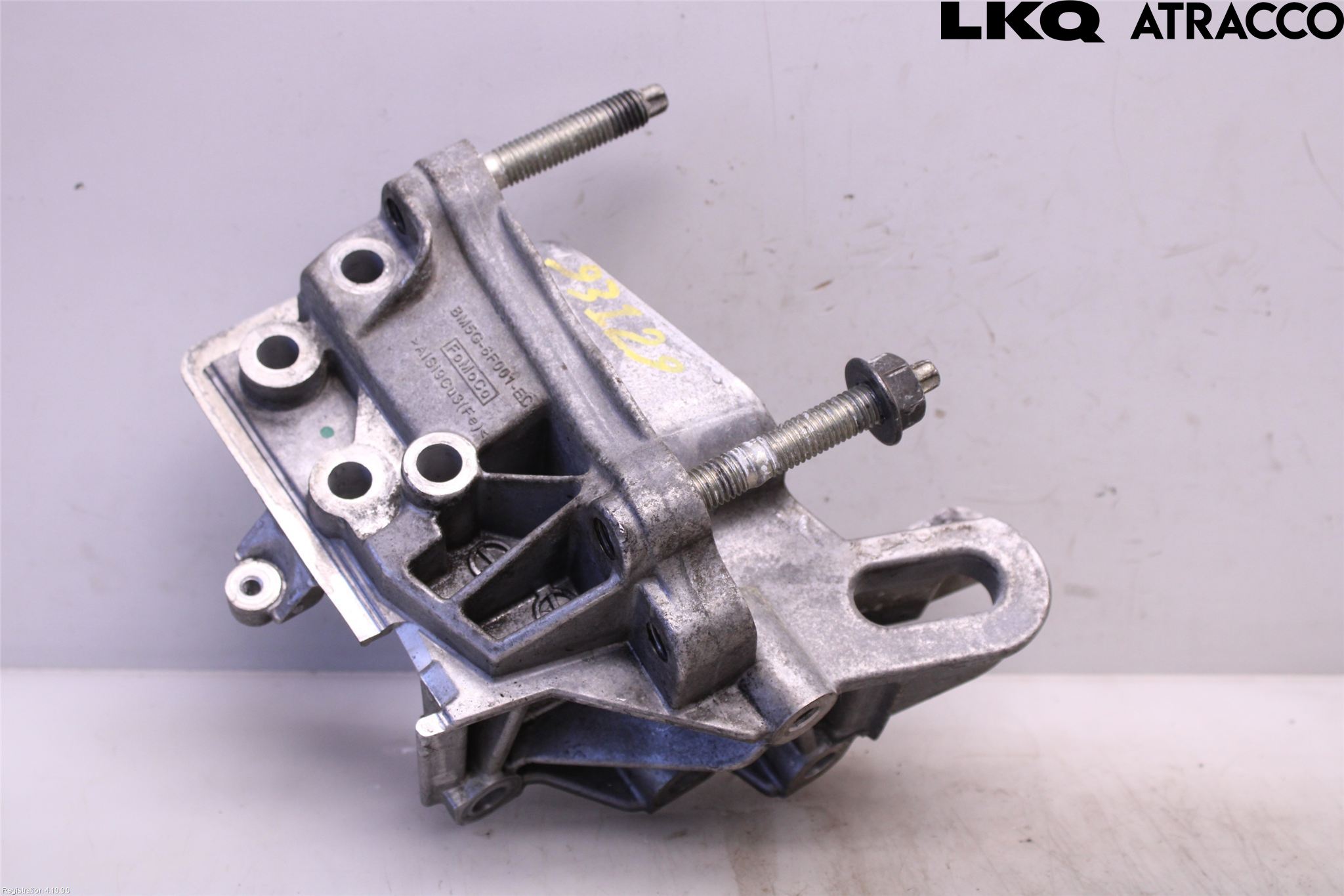 Volvo V70 08-13 Motorfäste