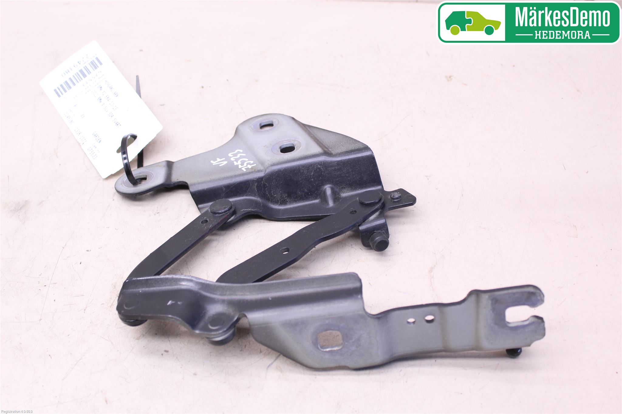 BMW X1 E84 10-15 Huvgångjärn