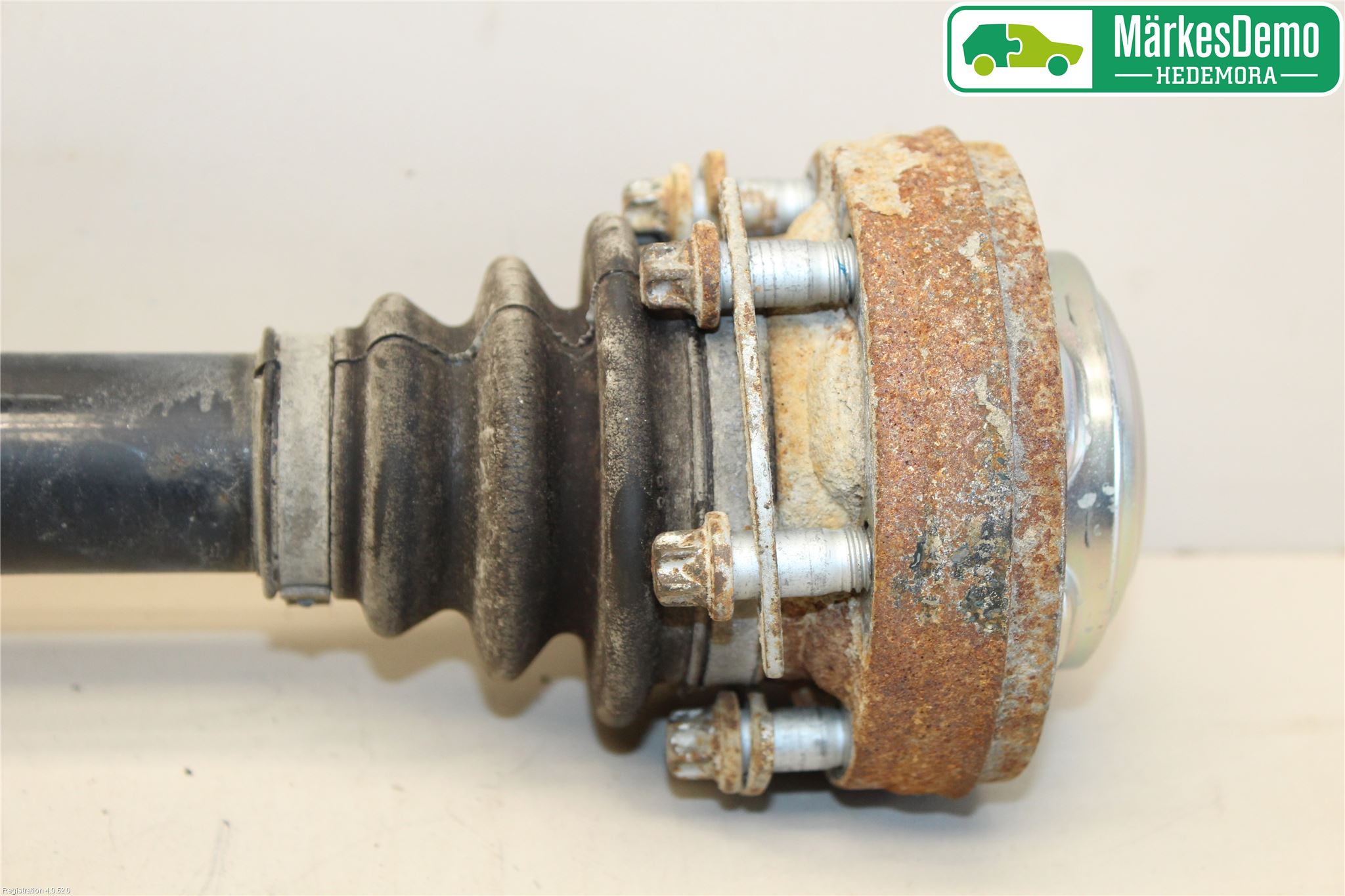 BMW X5 E70 07-13 Drivaxel Bak Vänster